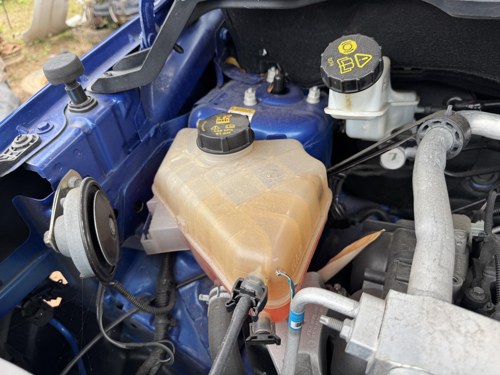 View Auto part Overflow Bottle FORD ECOSPORT 2015