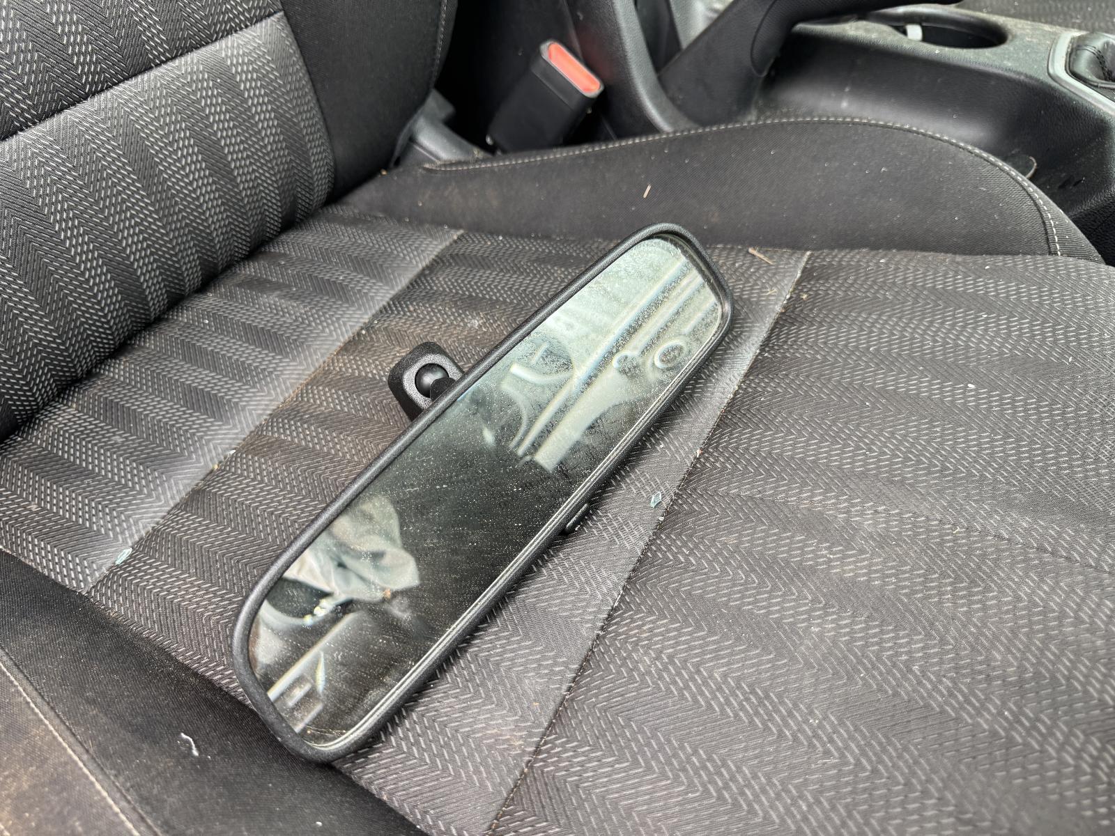 View Auto part Interior Mirror KIA SPORTAGE 2017