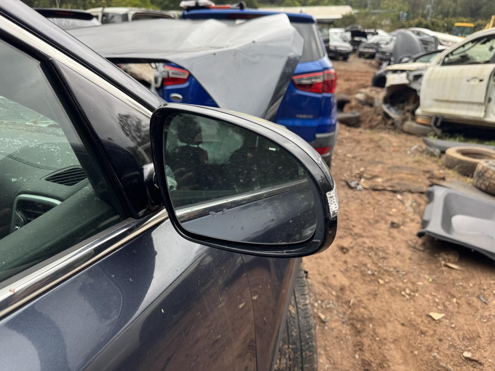 View Auto part Right Door Mirror KIA SPORTAGE 2017