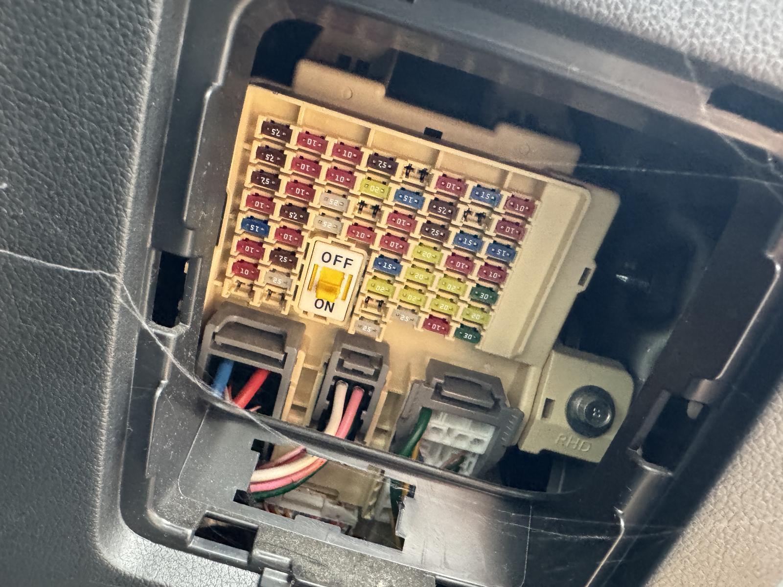 View Auto part Fuse Box KIA SPORTAGE 2017