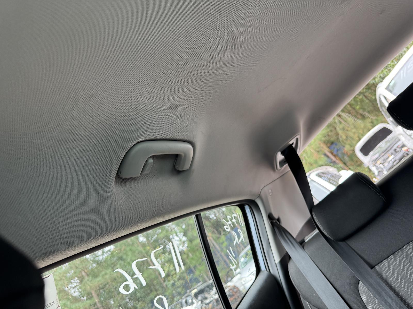 View Auto part Grab Handle KIA SPORTAGE 2017