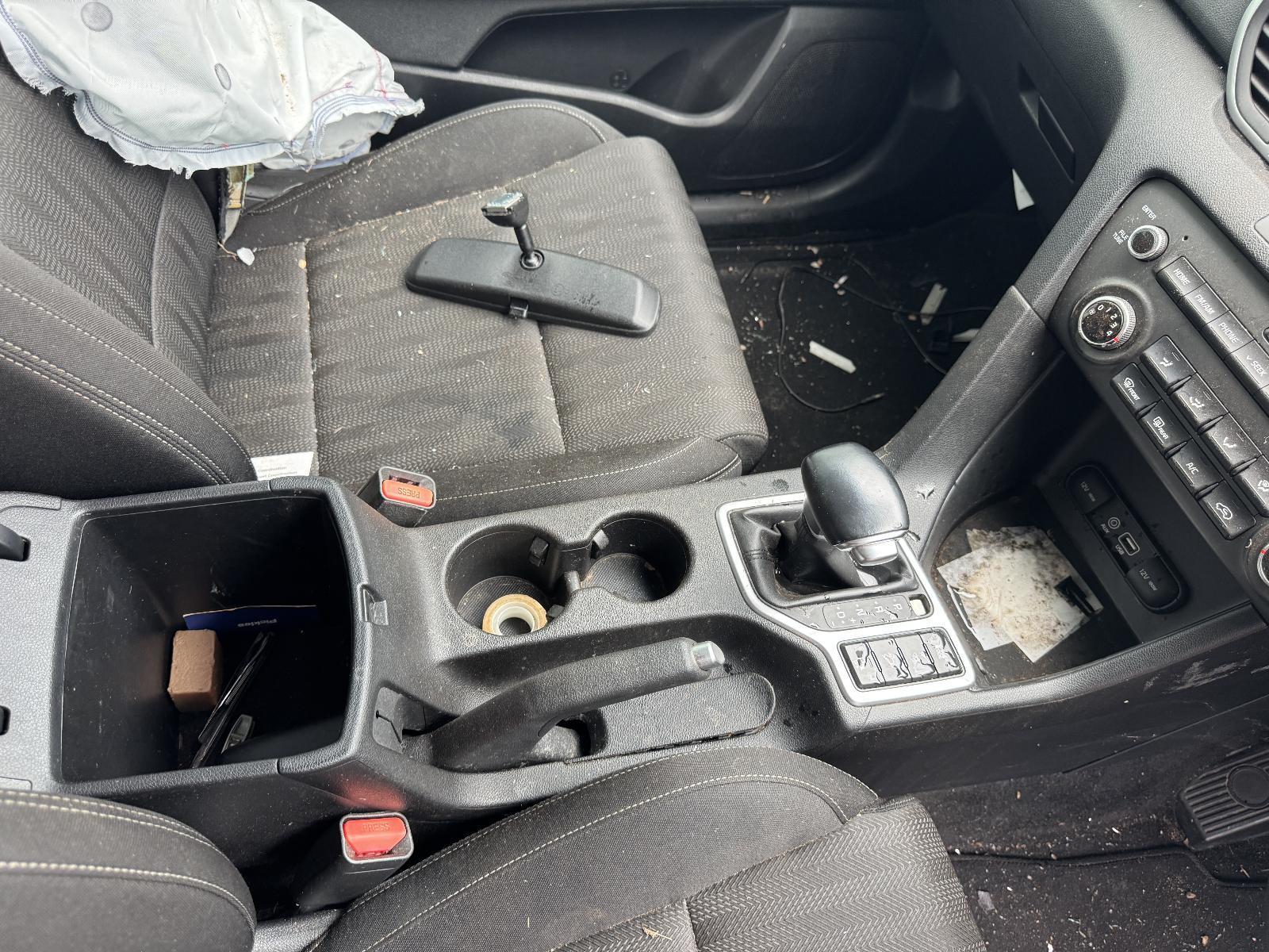 View Auto part Console KIA SPORTAGE 2017
