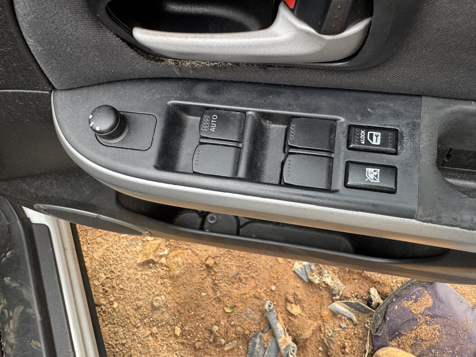 View Auto part Pwr Dr Wind Switch SUZUKI VITARA 2014