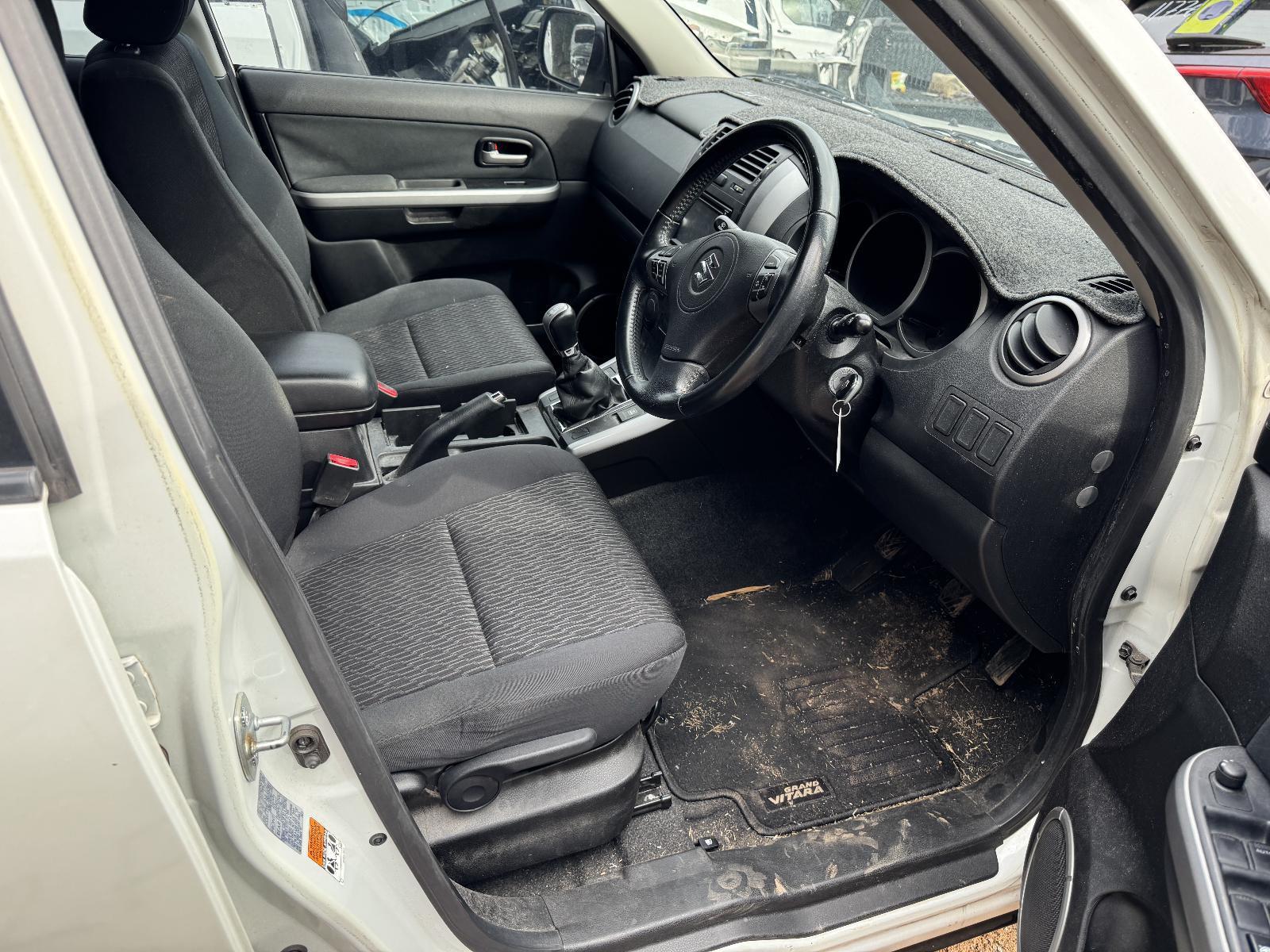 View Auto part SPEAKER SUZUKI VITARA 2014