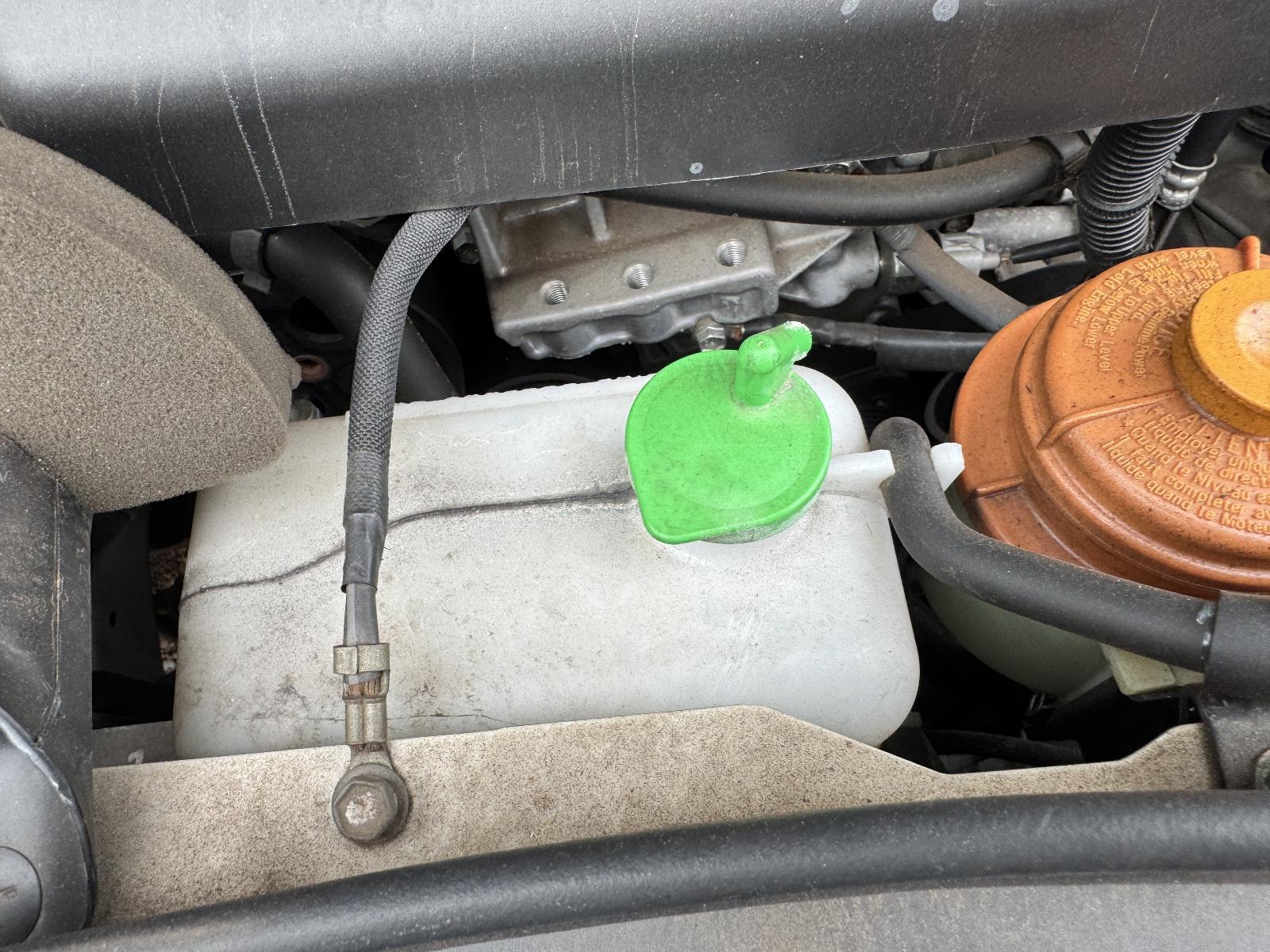 View Auto part Overflow Bottle SUZUKI VITARA 2014