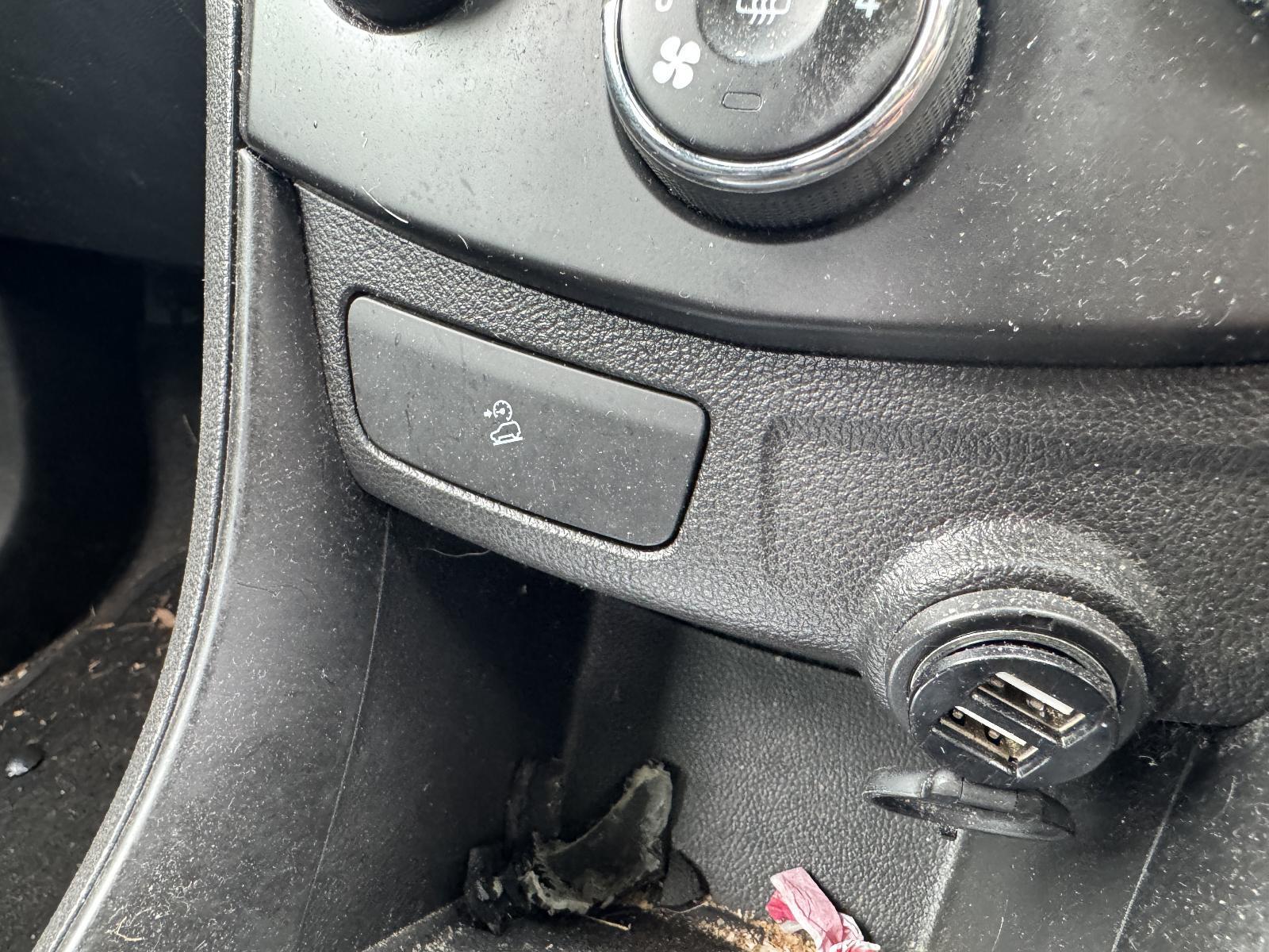 View Auto part Misc Switch/Relay HOLDEN TRAX 2014
