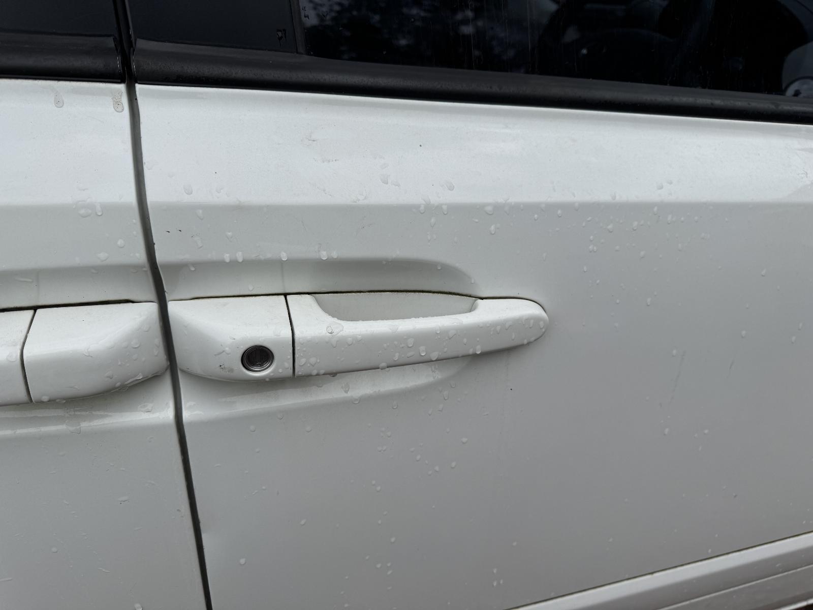 View Auto part Door Handle KIA CARNIVAL/GRAND CARNIVAL 2012