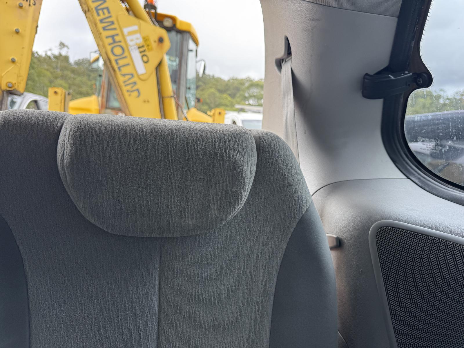View Auto part Headrest KIA CARNIVAL/GRAND CARNIVAL 2012