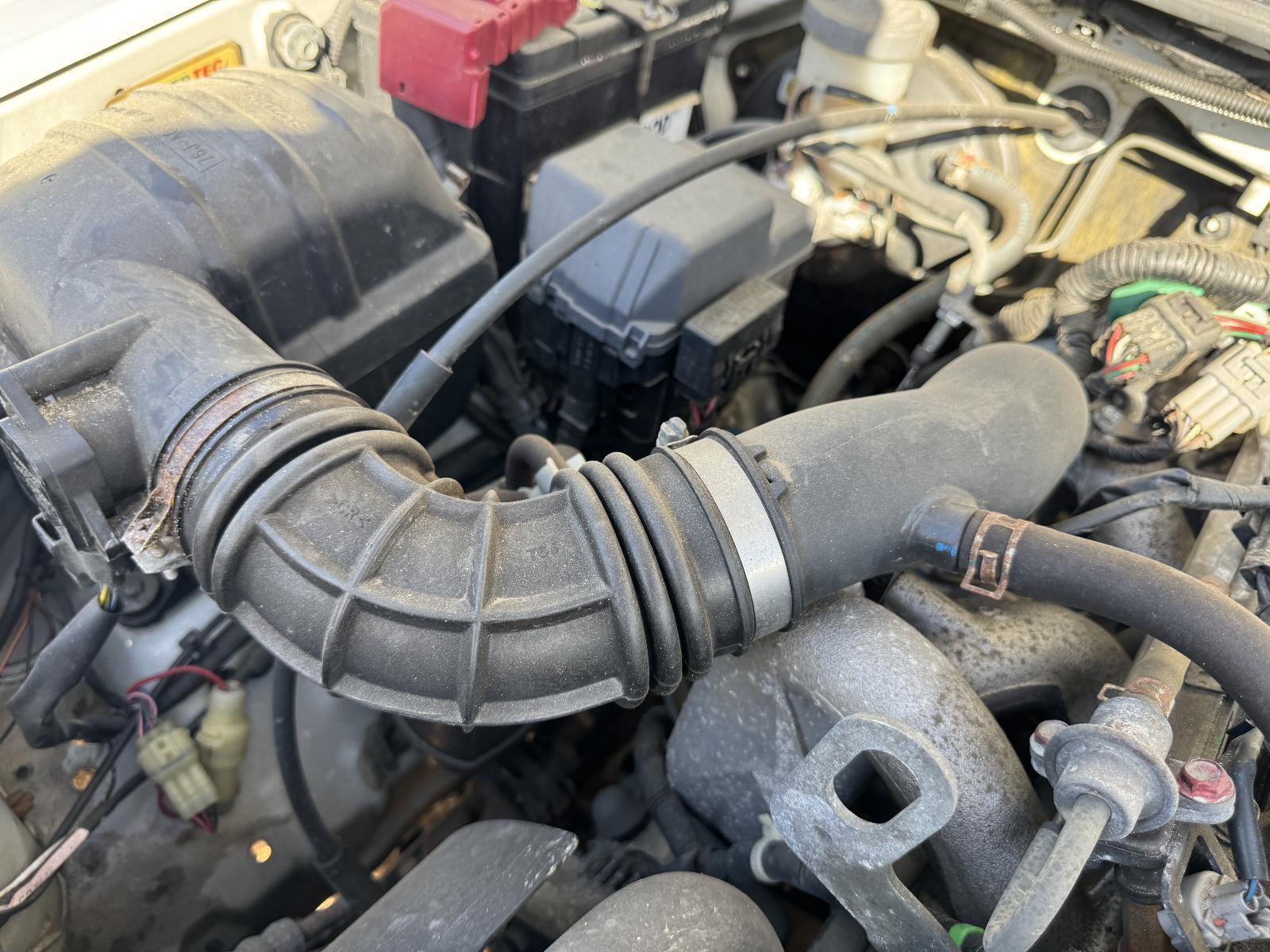 View Auto part Air Cleaner Duct/Hos SUZUKI JIMNY 2011