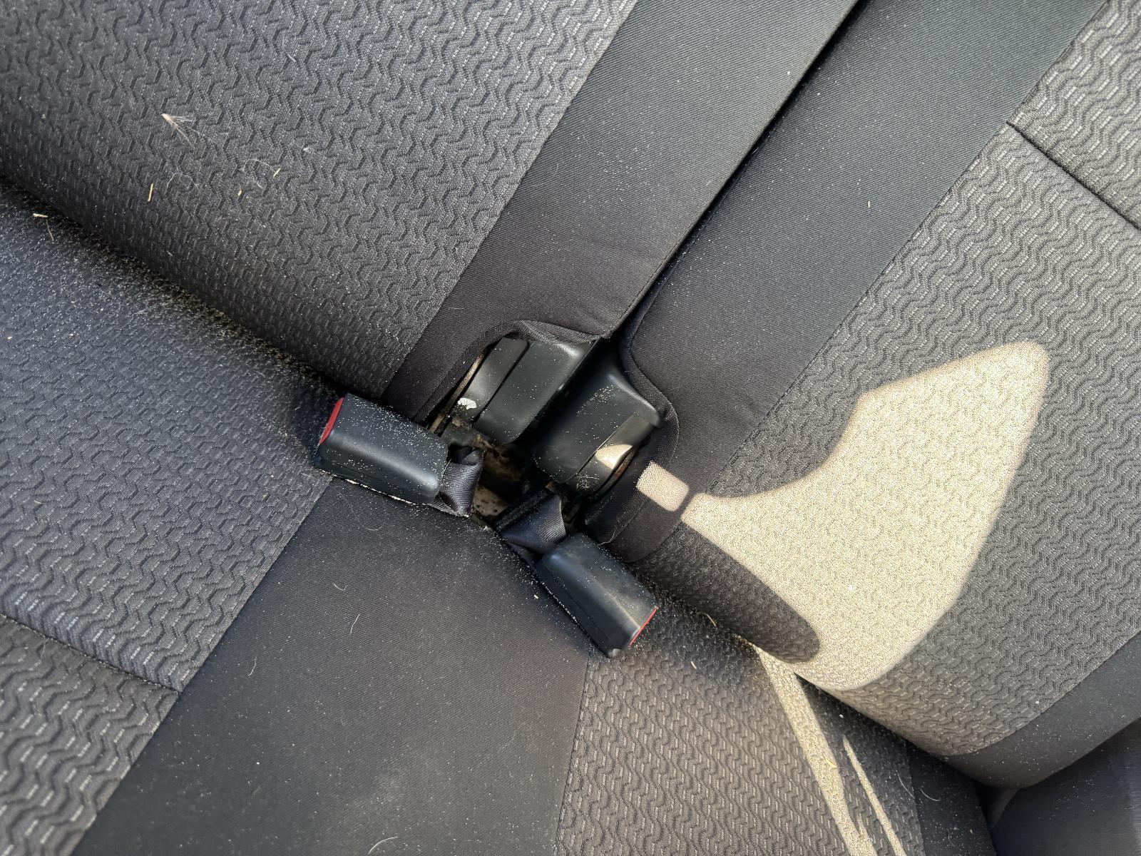 View Auto part Seatbelt/Stalk SUZUKI JIMNY 2011
