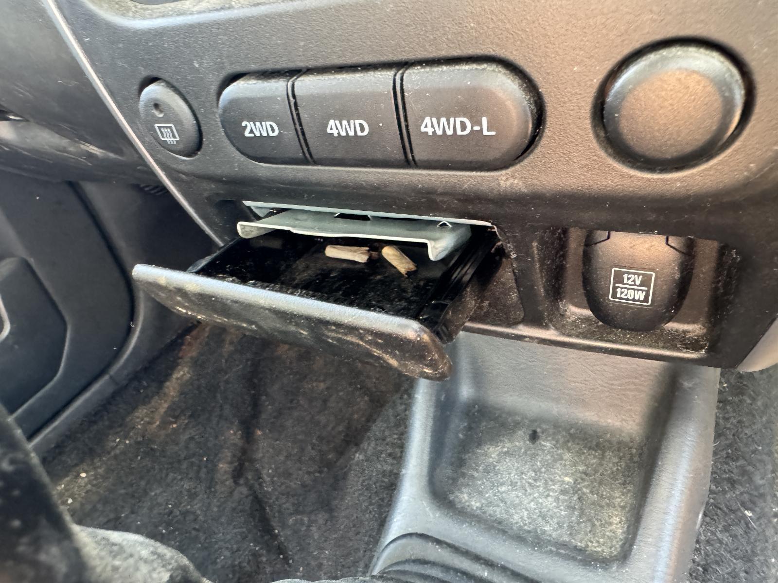 View Auto part Ashtray SUZUKI JIMNY 2011