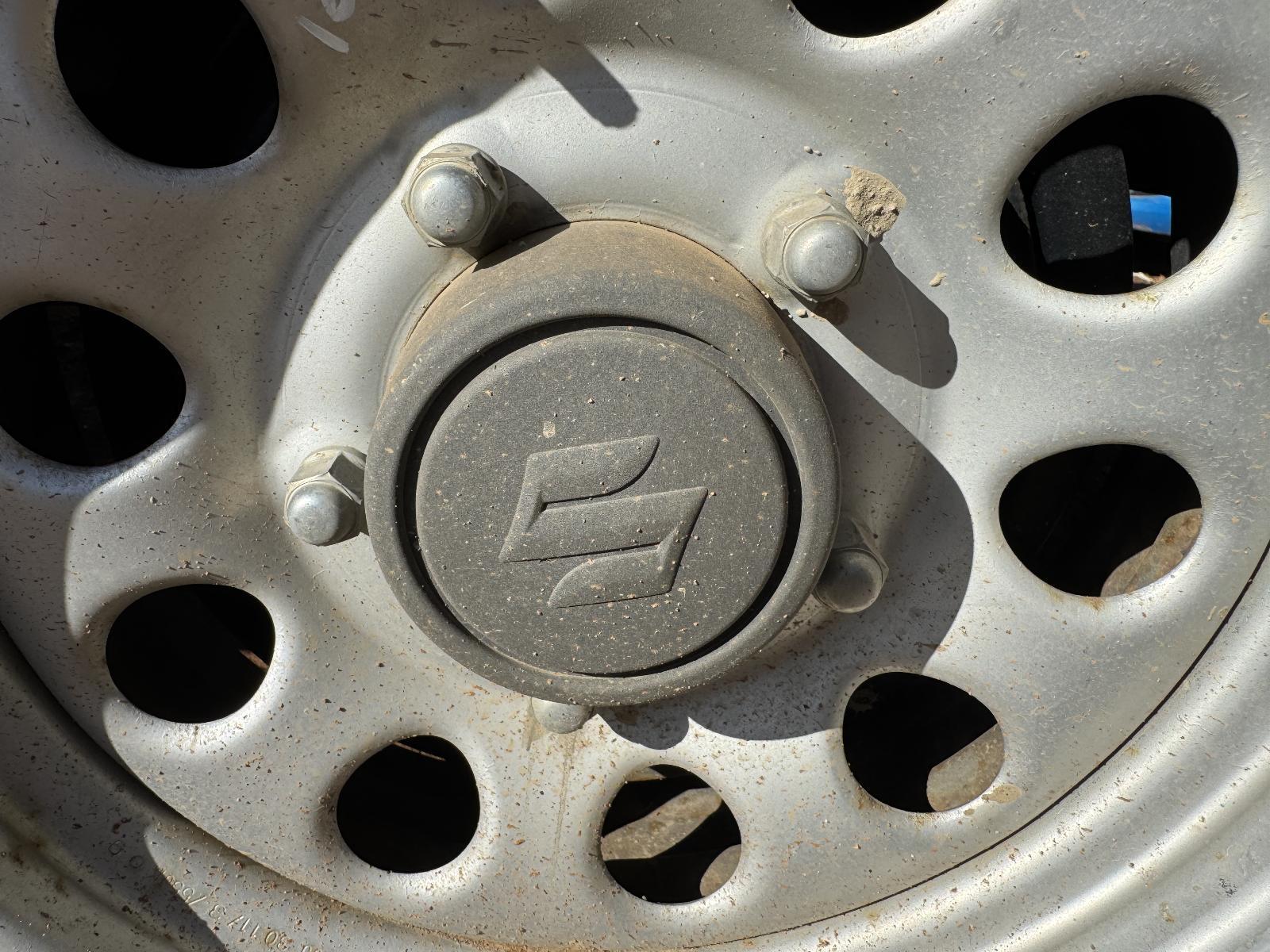 View Auto part Wheel Cover/Hub Cap SUZUKI JIMNY 2011