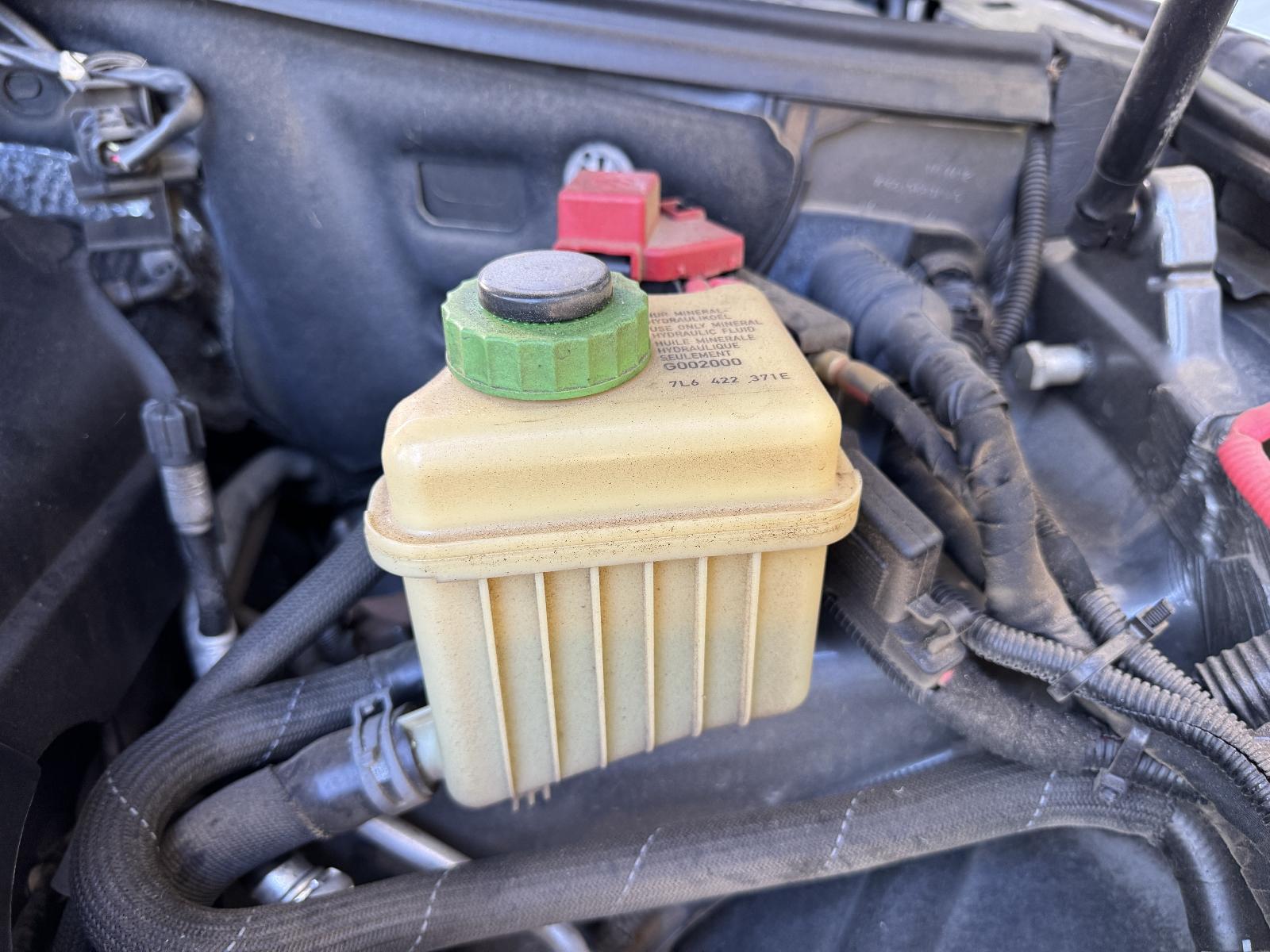 View Auto part P/S Reservoir VOLKSWAGEN TOUAREG 2012