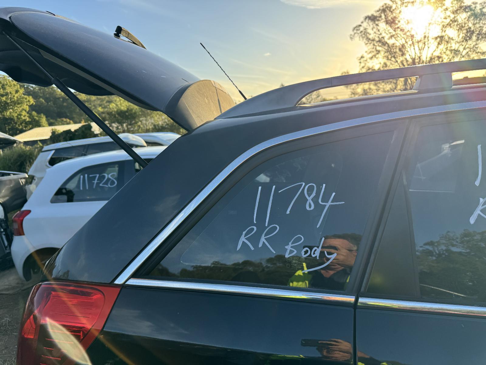 View Auto part Right Rear Side Glass HOLDEN CAPTIVA 2013