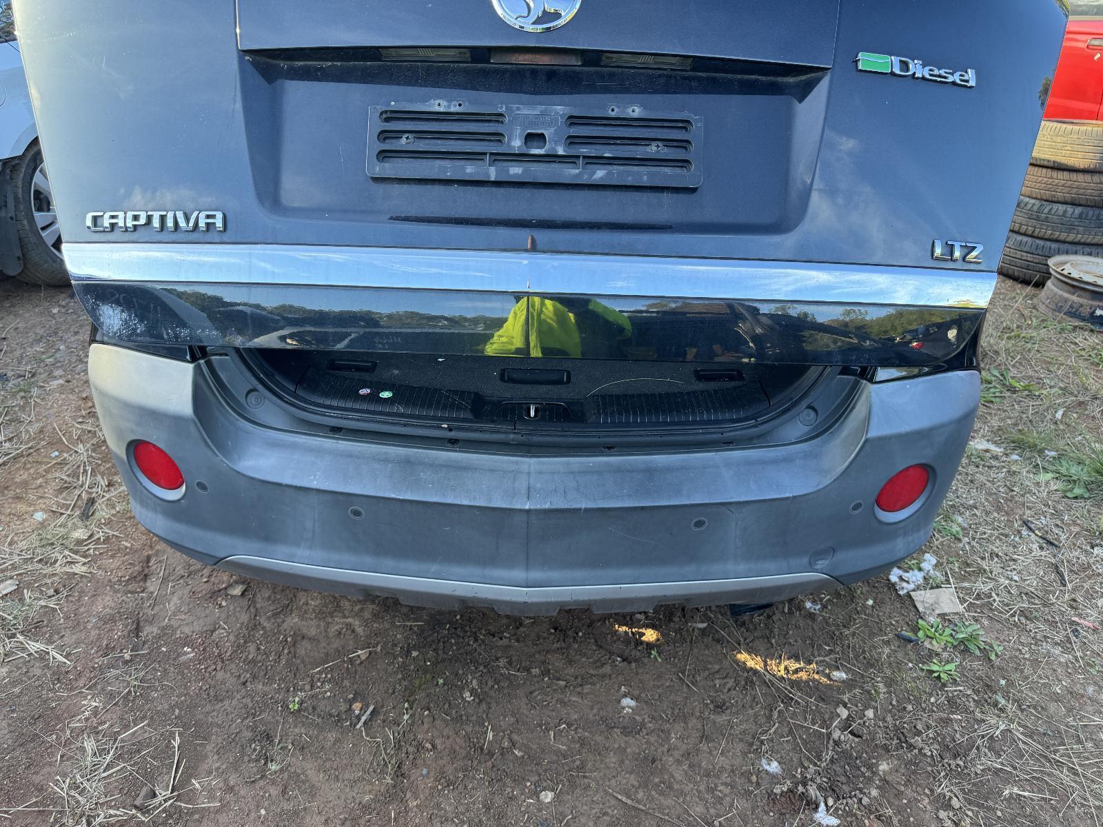 View Auto part Rear Garnish HOLDEN CAPTIVA 2013