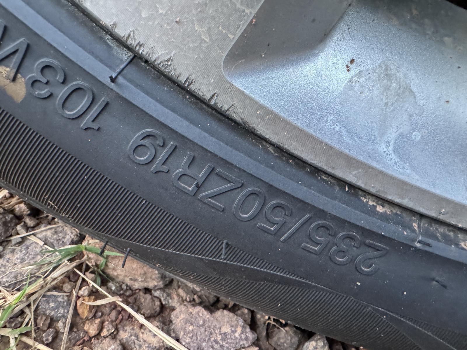 View Auto part Tyre HOLDEN CAPTIVA 2013