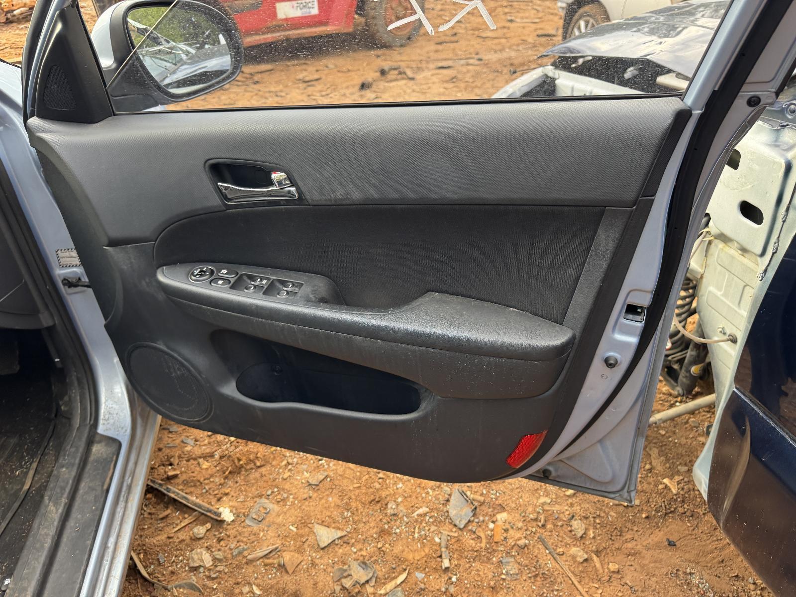 View Auto part Door Trim HYUNDAI I30 2011