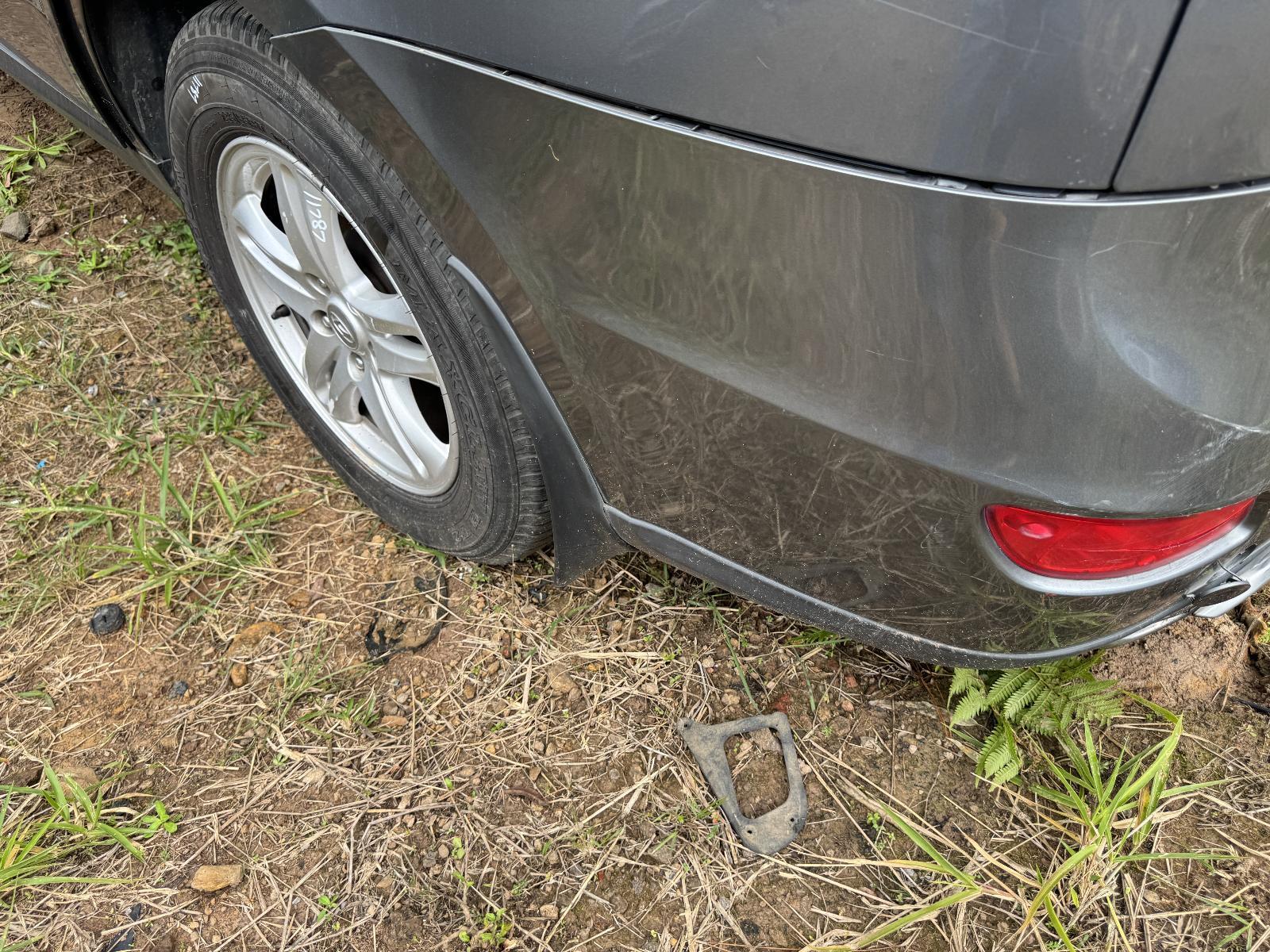 View Auto part Mud Flaps Hyundai Santa Fe 2011