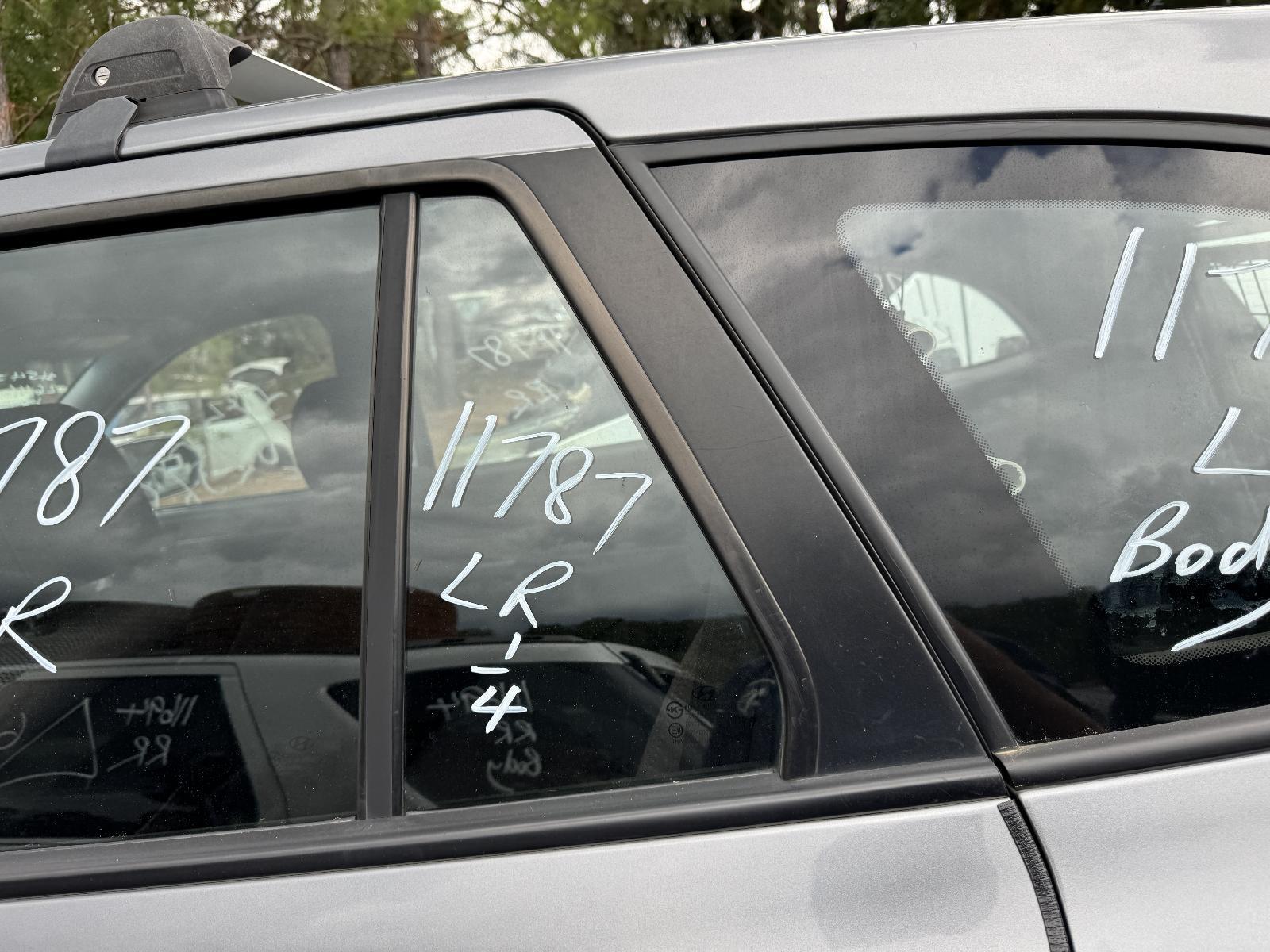View Auto part Left Rear 1/4 Door Glass HYUNDAI SANTA FE 2011
