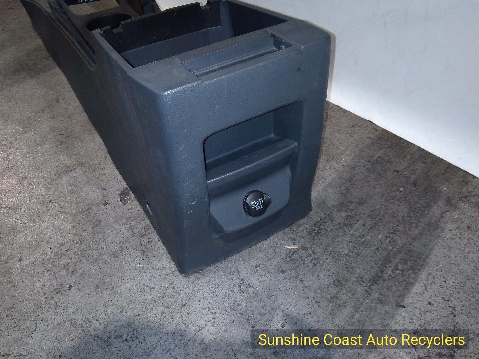 2013 Mazda Bt50 Console View Auto part Console Mazda Bt50 2013