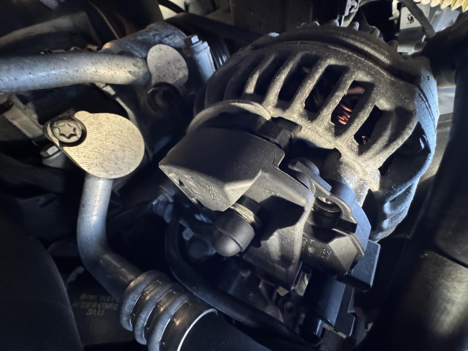 View Auto part Alternator AUDI A1 2011