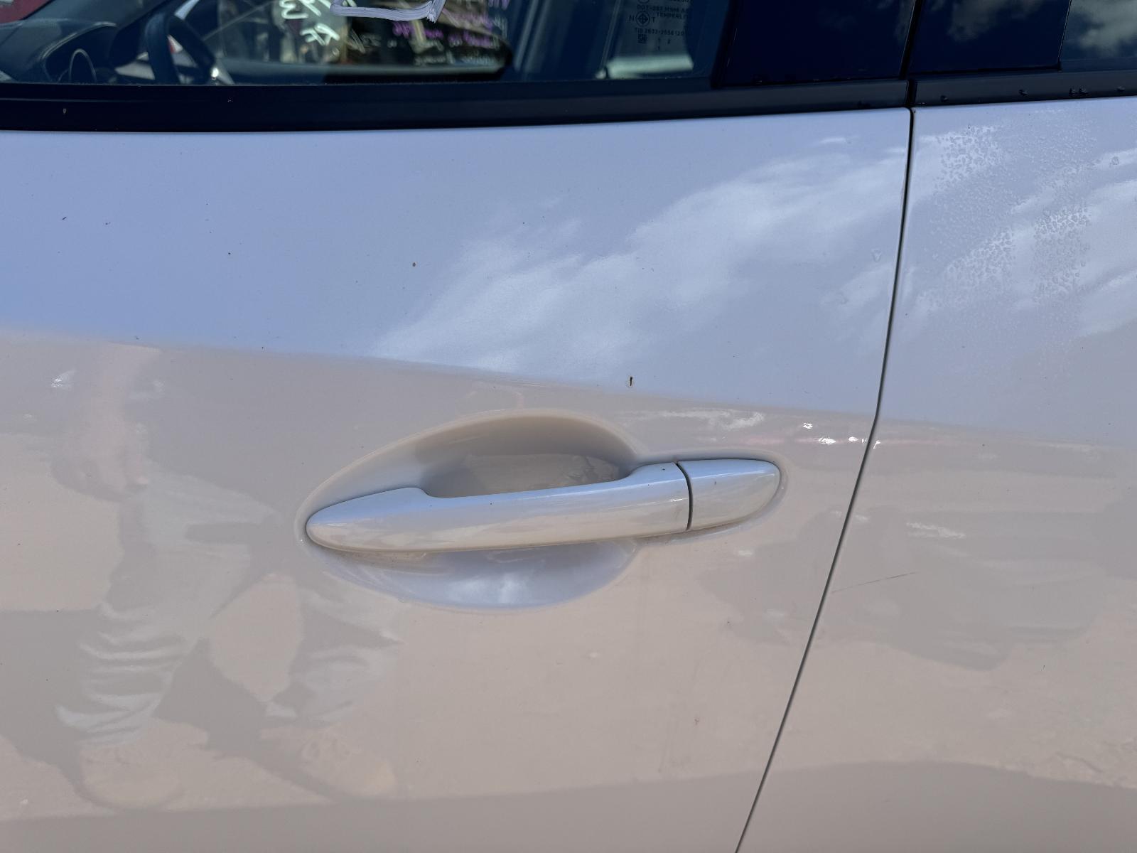 View Auto part Door Handle MAZDA CX3 2023