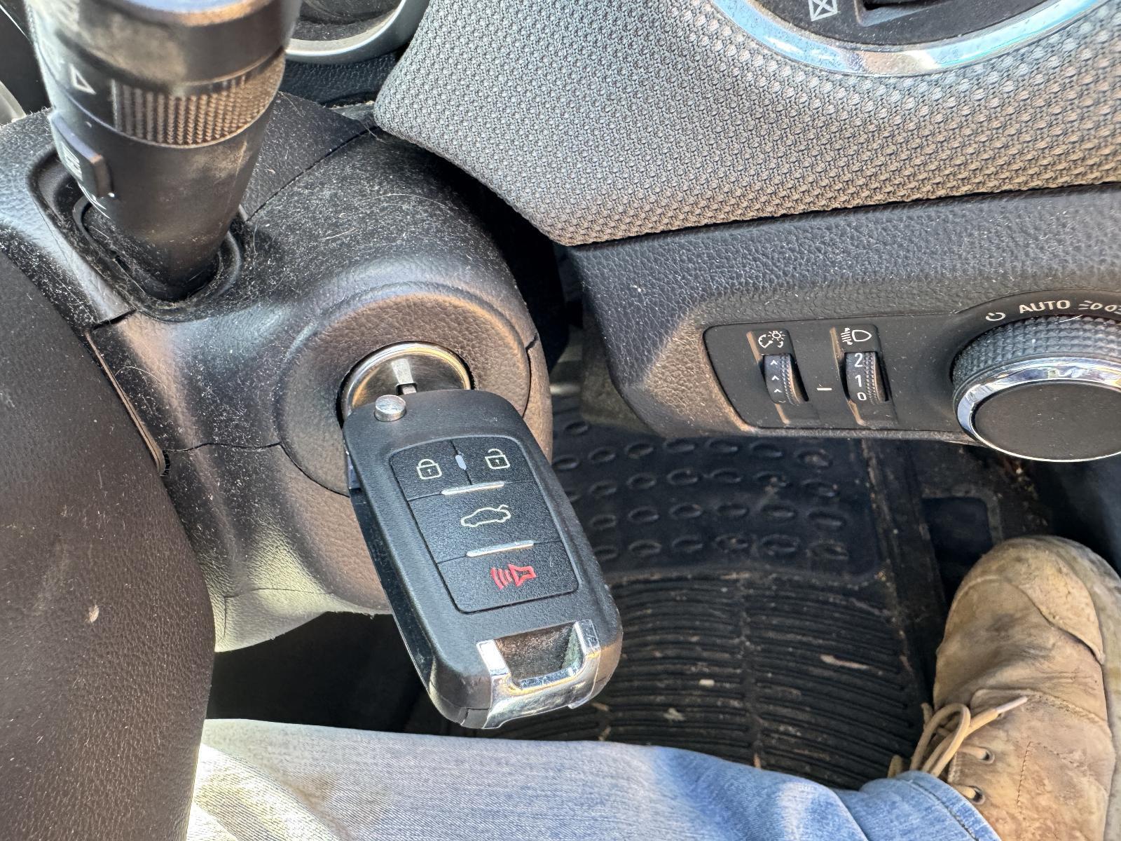 View Auto part Ignition W/ Key HOLDEN CRUZE 2010