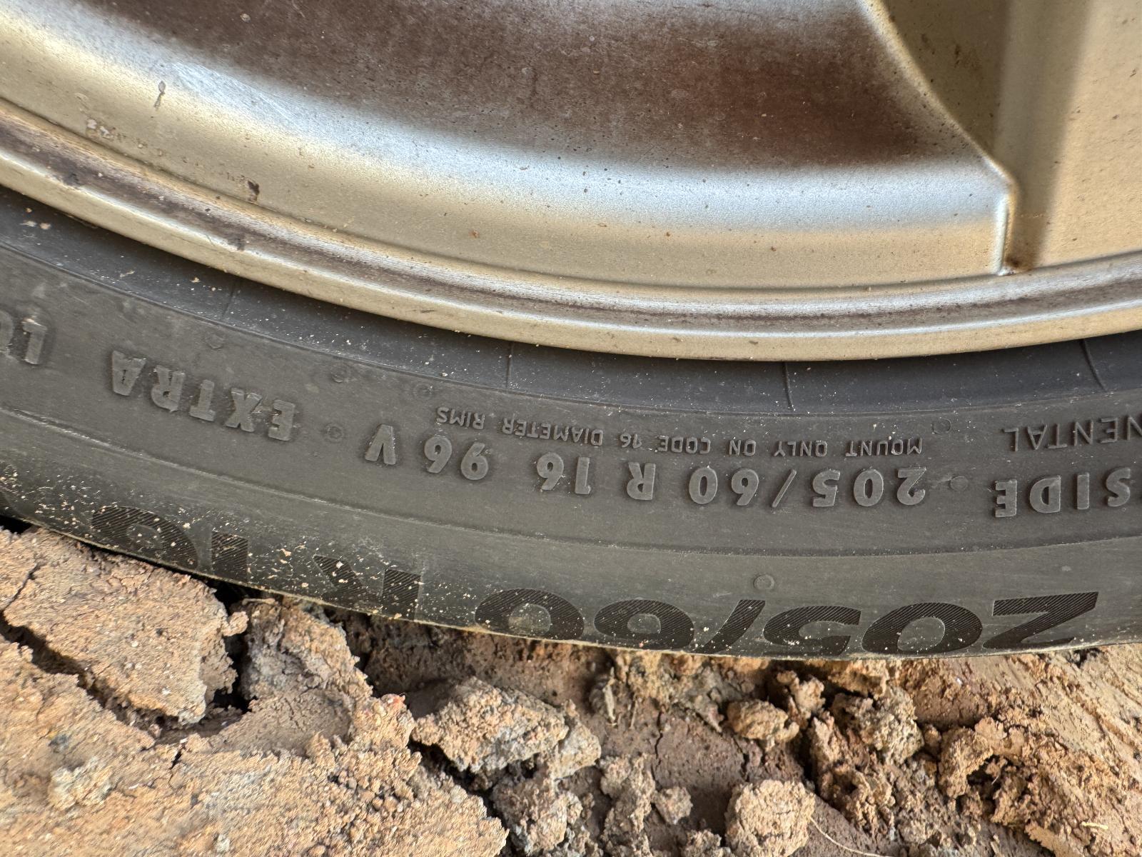 View Auto part Tyre HOLDEN CRUZE 2010