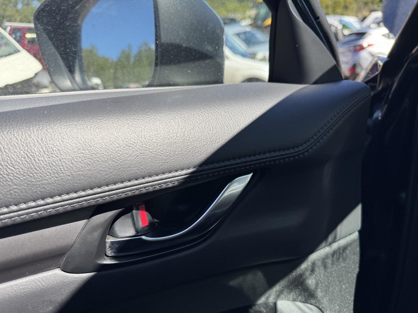 View Auto part Door Handle MAZDA CX5 2023