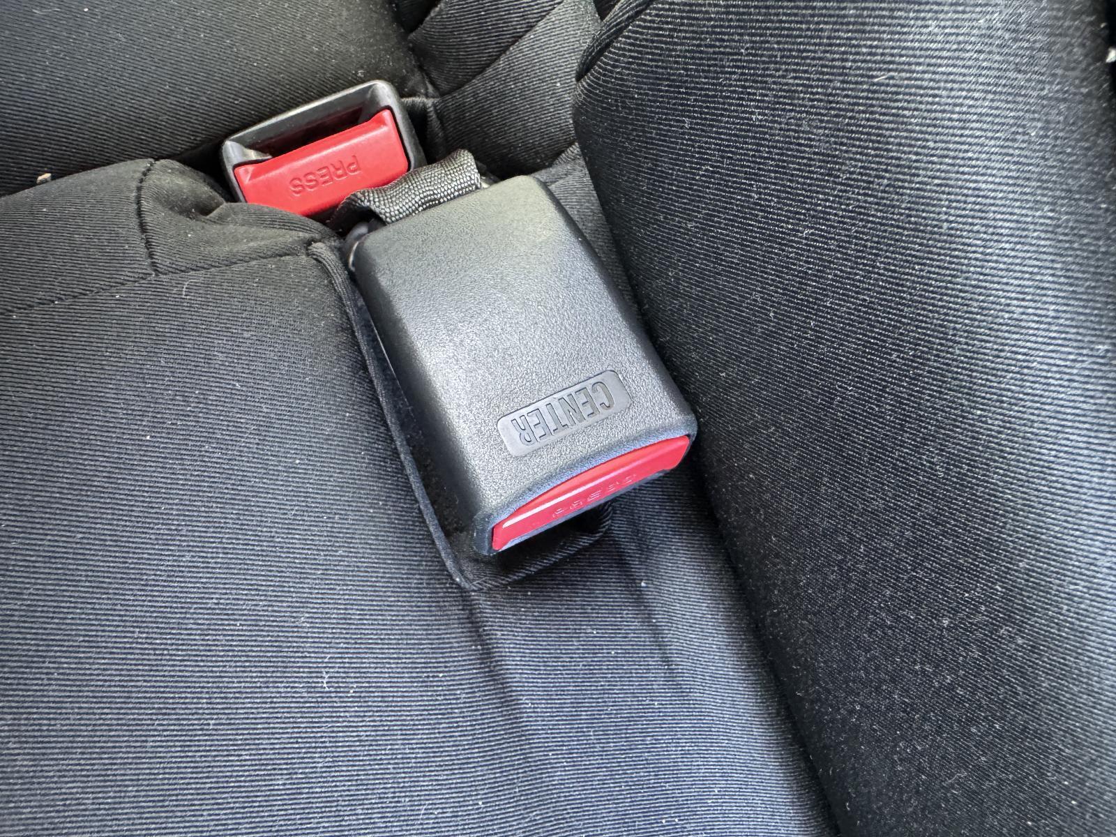View Auto part Seatbelt/Stalk MAZDA CX3 2023