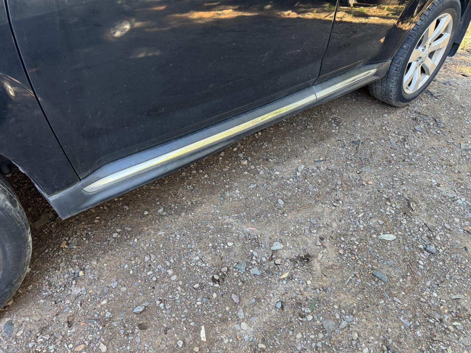 View Auto part Side Step/Skirt MITSUBISHI OUTLANDER 2010
