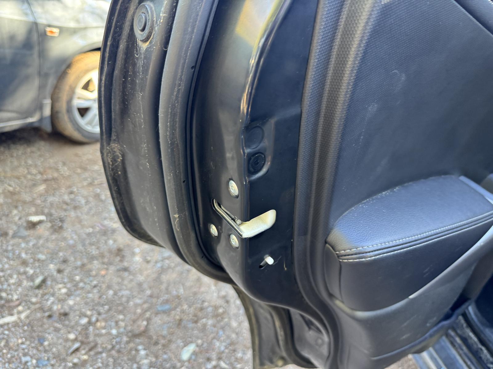 View Auto part Door/Boot/Gate Lock MITSUBISHI OUTLANDER 2010
