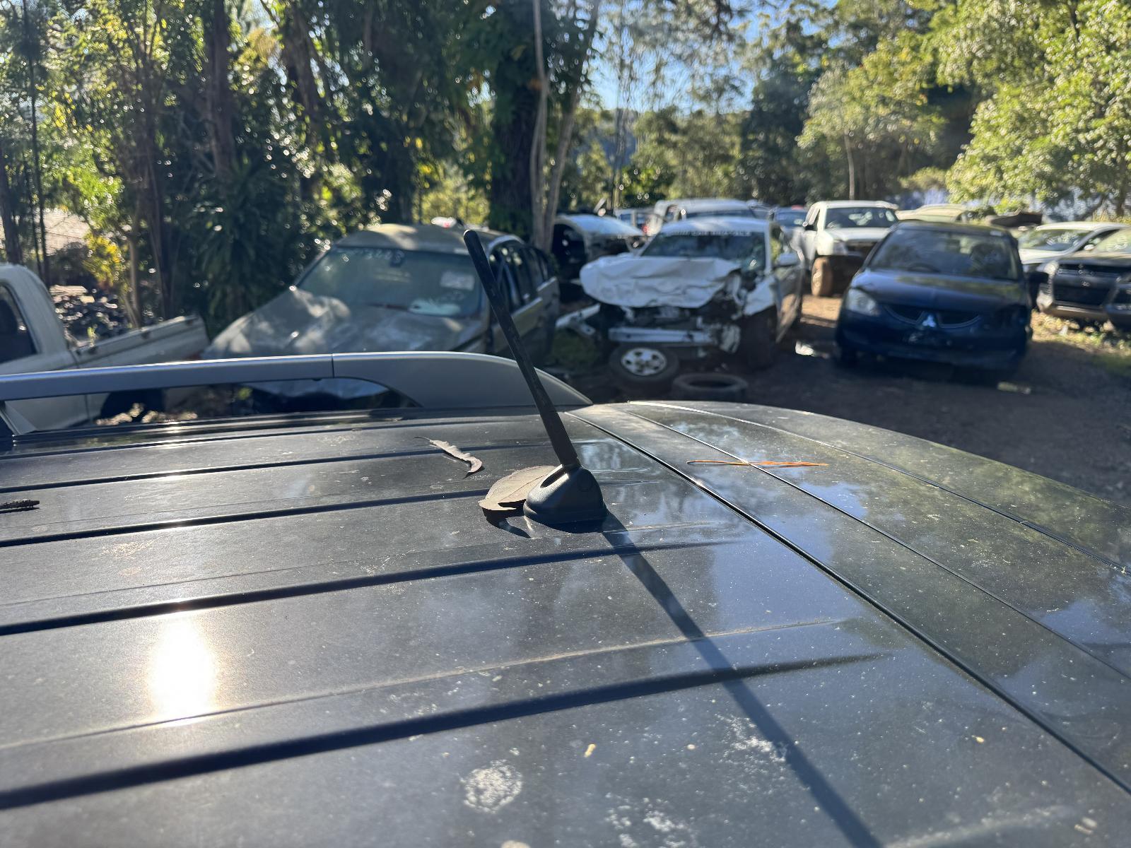 View Auto part Antenna MITSUBISHI OUTLANDER 2010