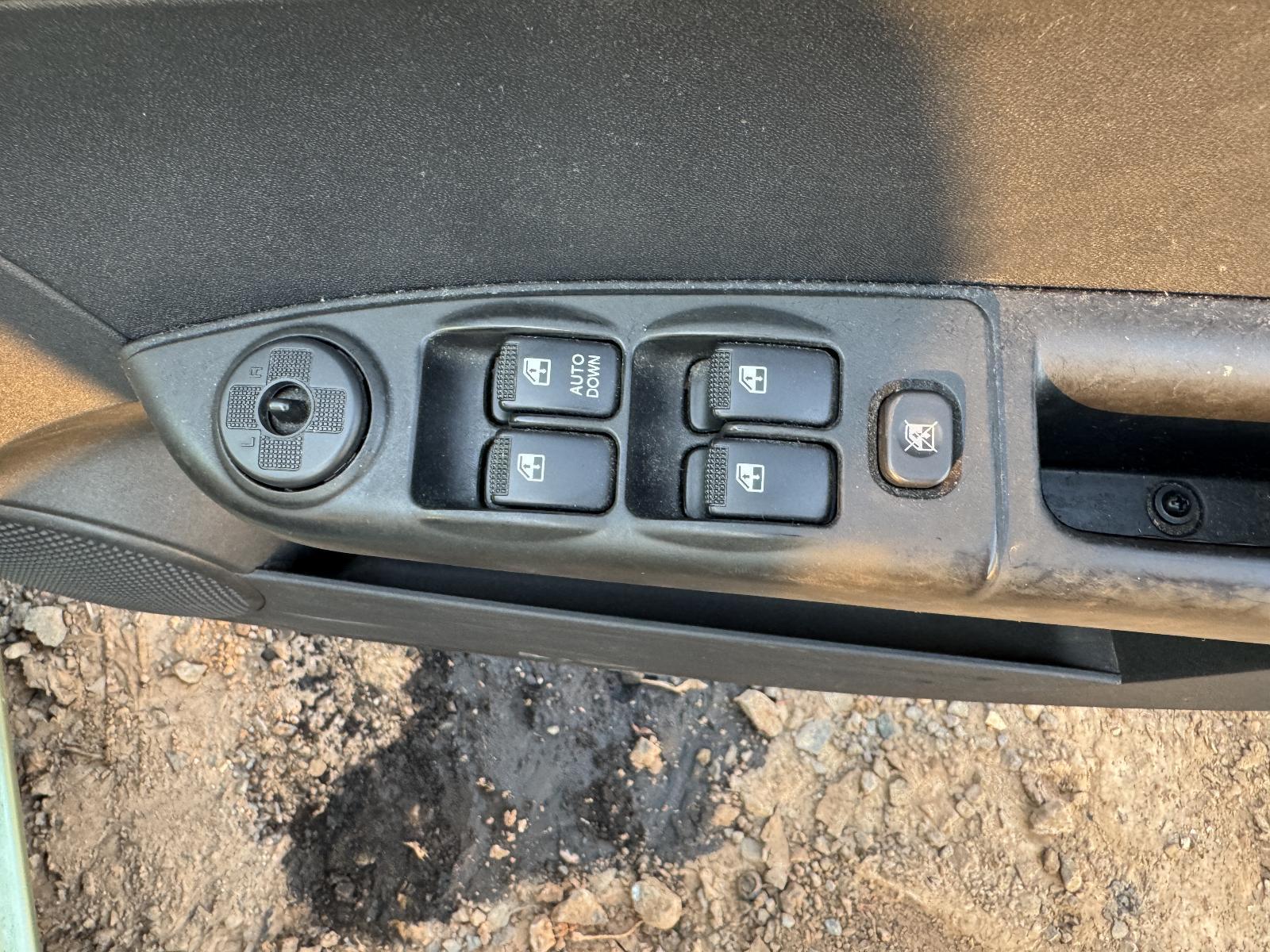 View Auto part Pwr Dr Wind Switch HYUNDAI GETZ 2010