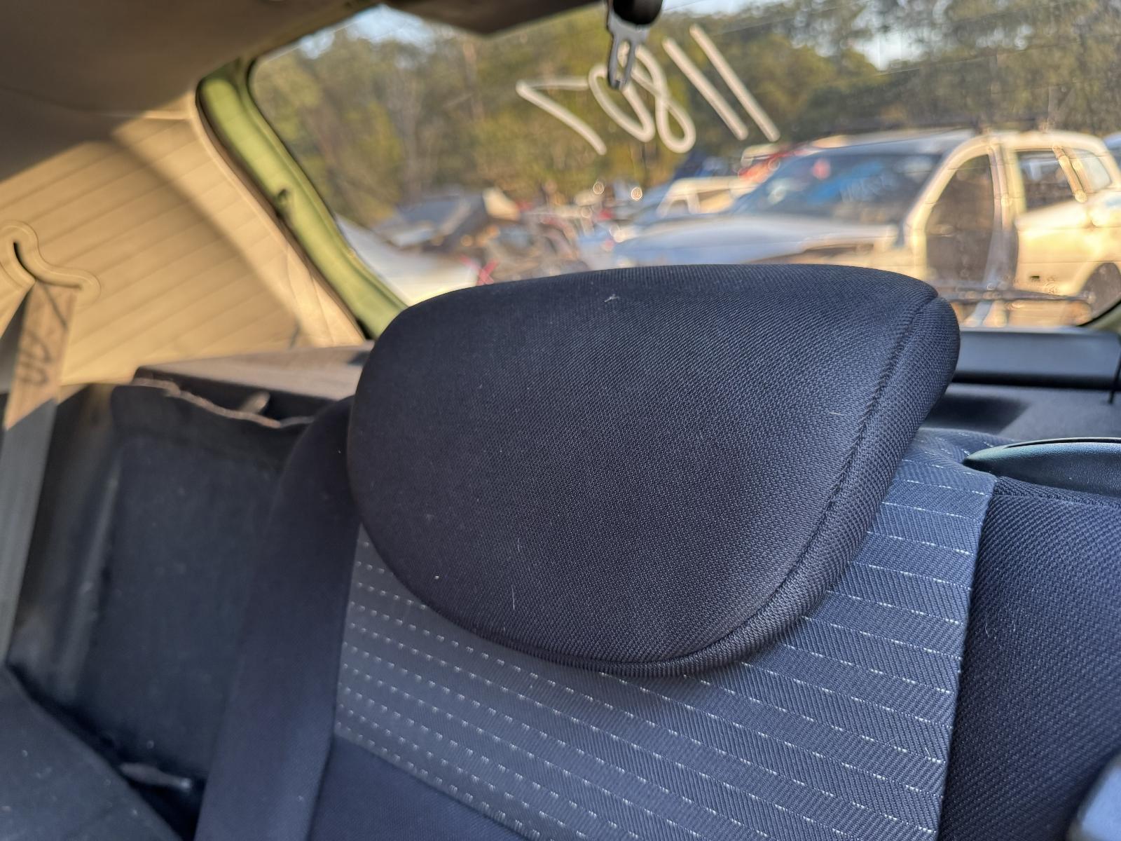 View Auto part Headrest HYUNDAI GETZ 2010