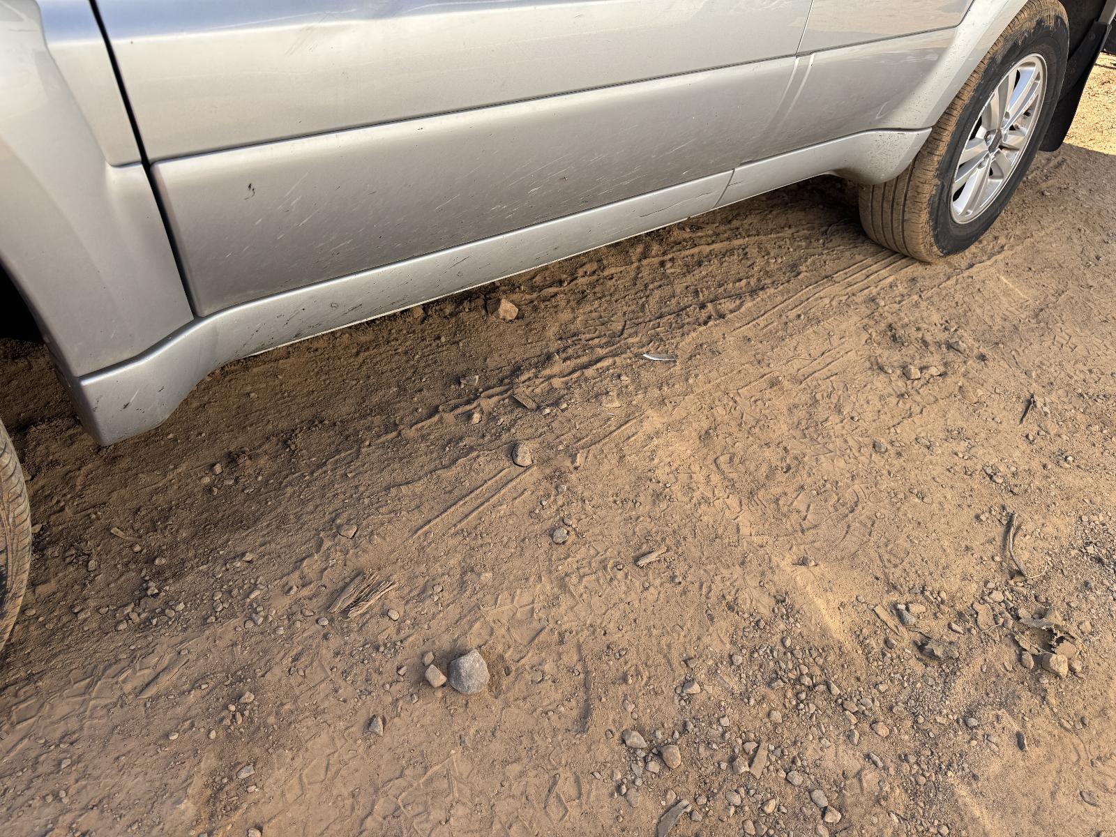 View Auto part Side Step/Skirt FORD ESCAPE 2010
