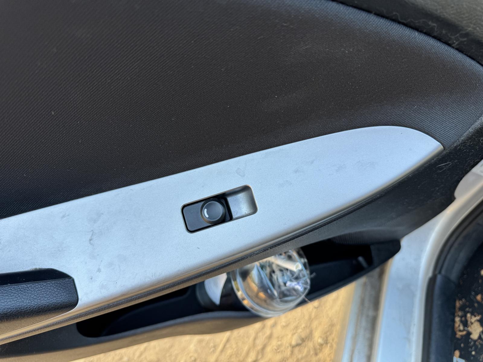 View Auto part Pwr Dr Wind Switch HYUNDAI ACCENT 2014