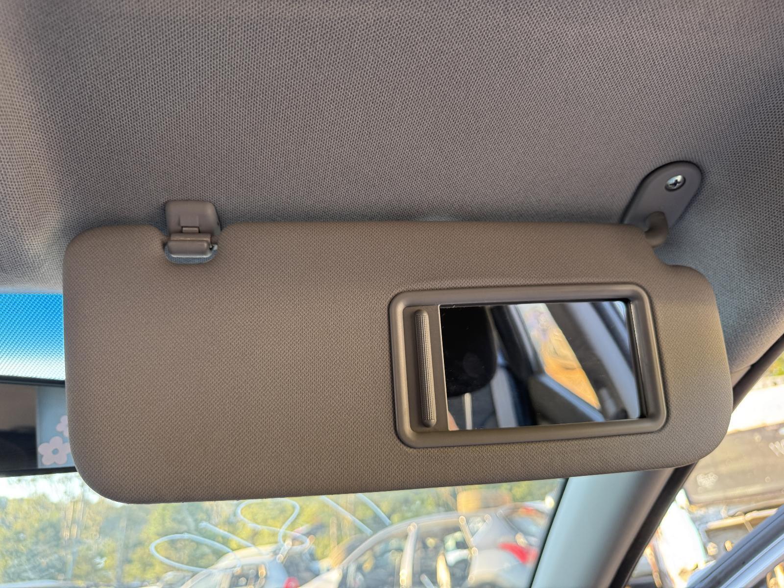 View Auto part Sunvisor HYUNDAI ACCENT 2014