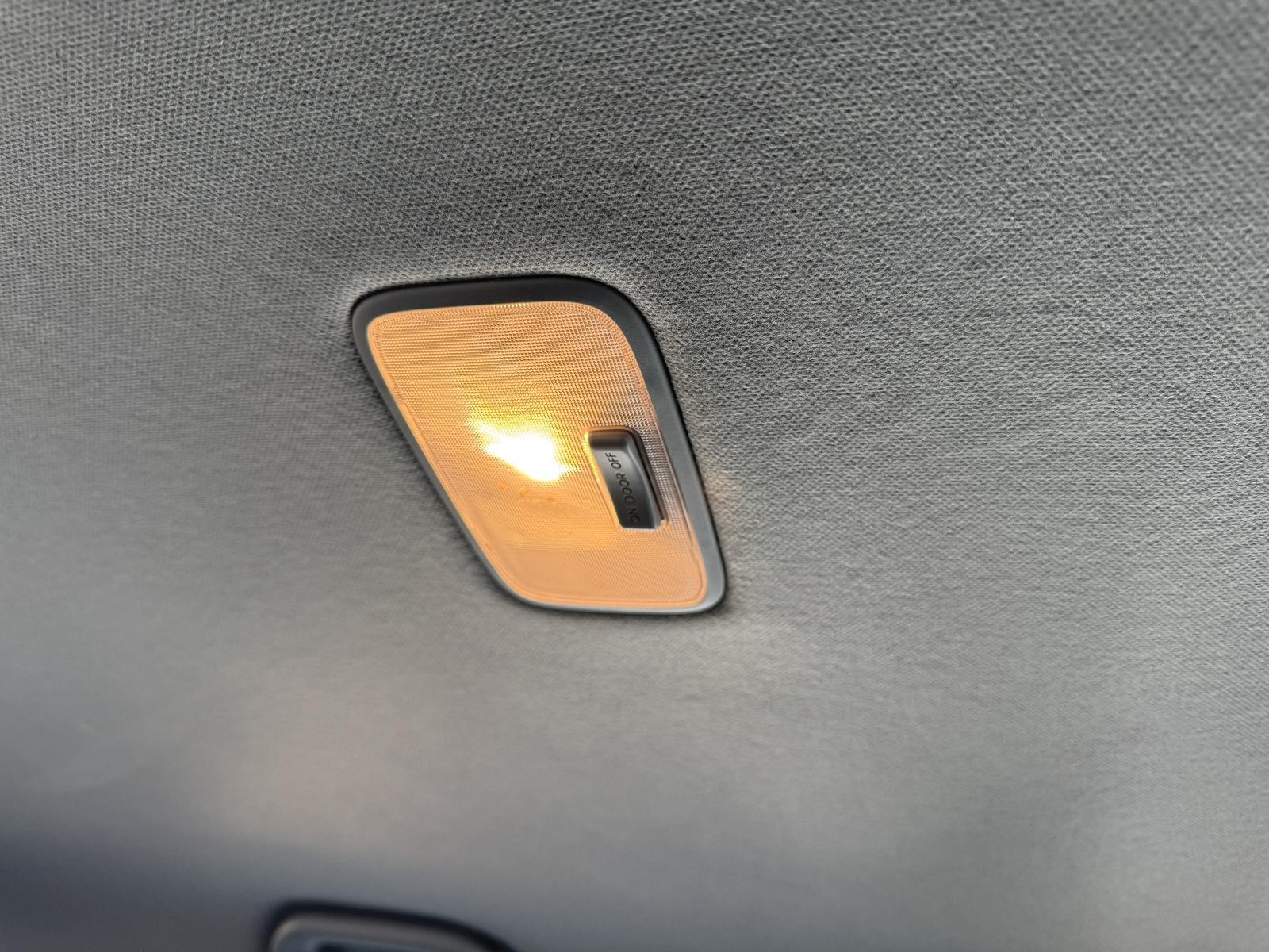 View Auto part Courtesy Light HYUNDAI ACCENT 2014