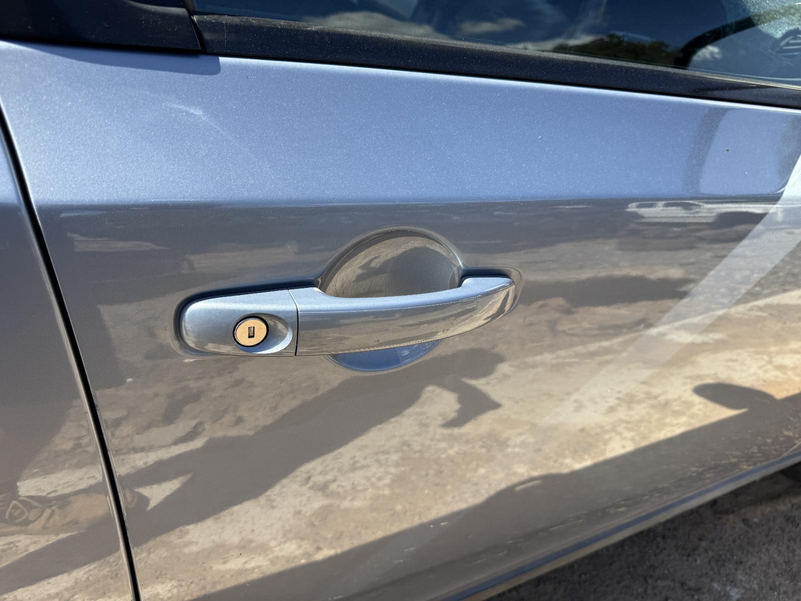 View Auto part Door Handle FORD FALCON 2008