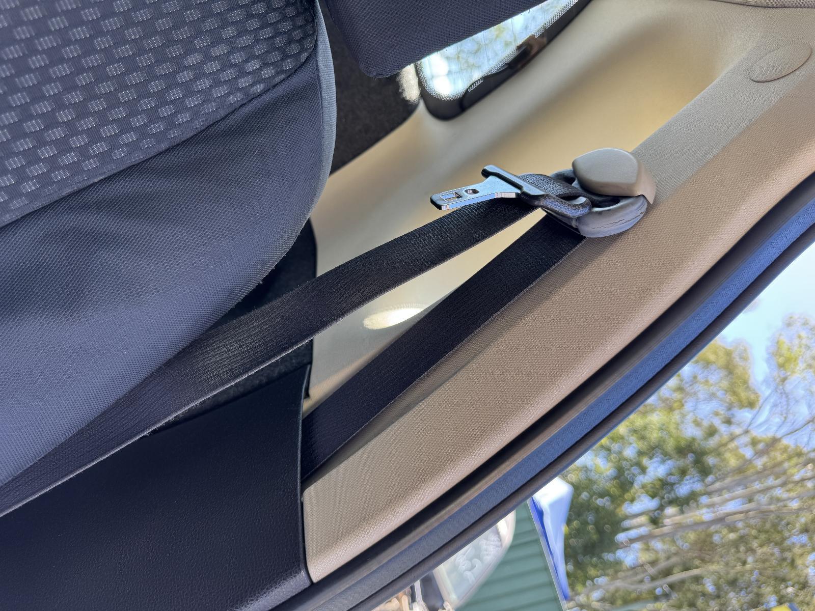 View Auto part Seatbelt/Stalk FORD FALCON 2008