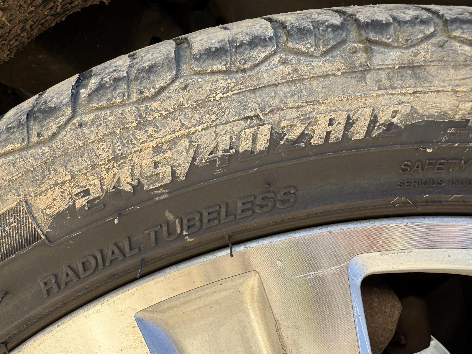 View Auto part Tyre FORD FALCON 2008