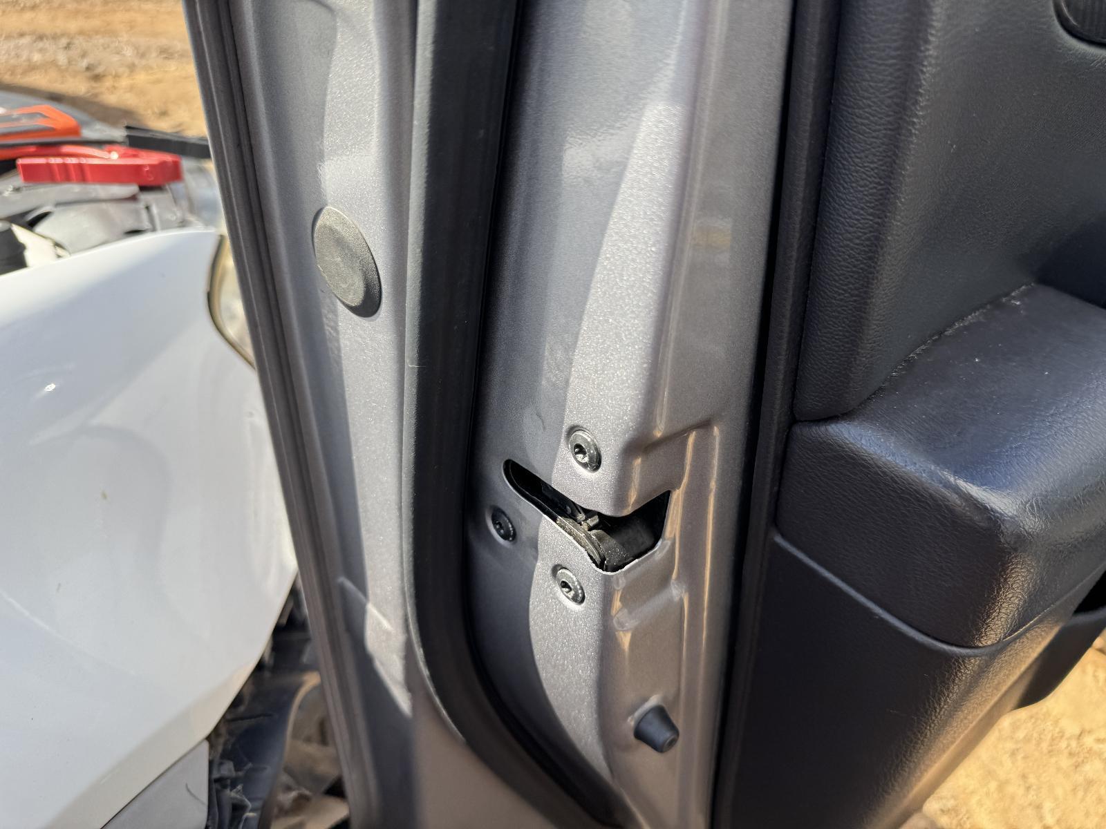 View Auto part Door/Boot/Gate Lock HYUNDAI SANTA FE 2009