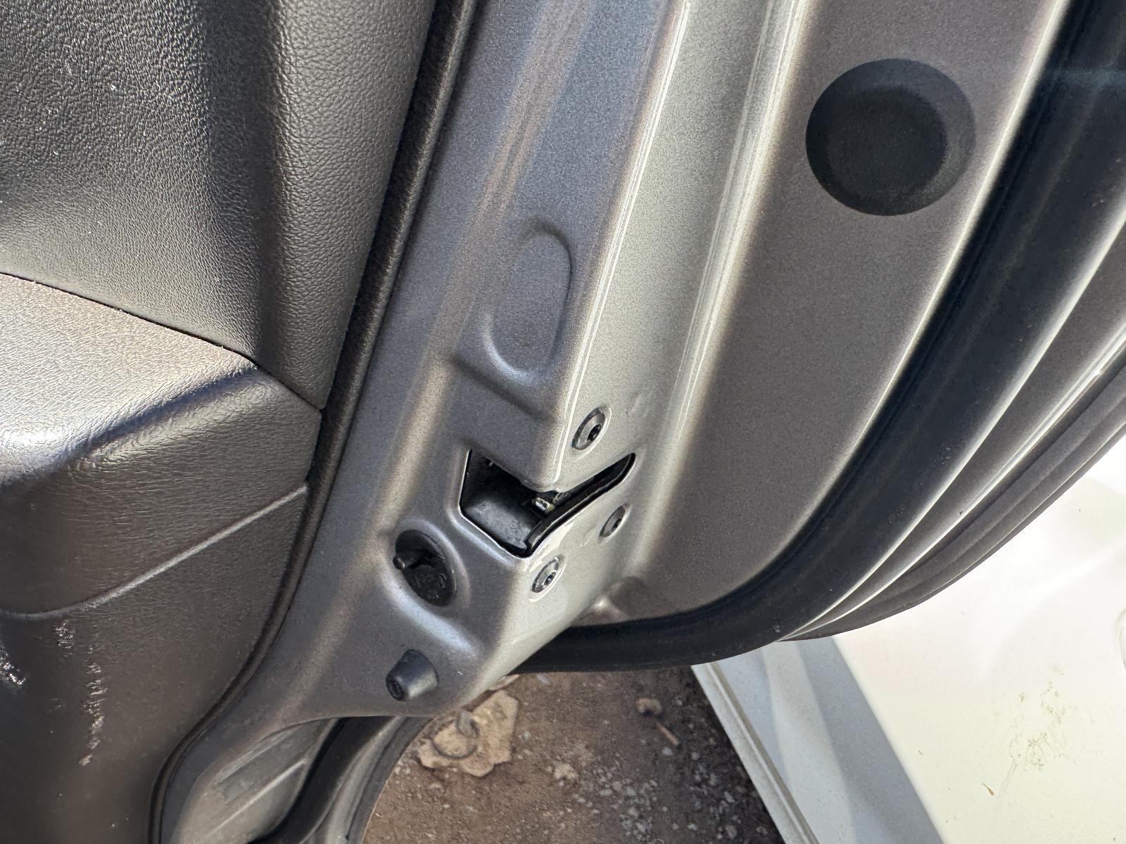 View Auto part Door/Boot/Gate Lock HYUNDAI SANTA FE 2009