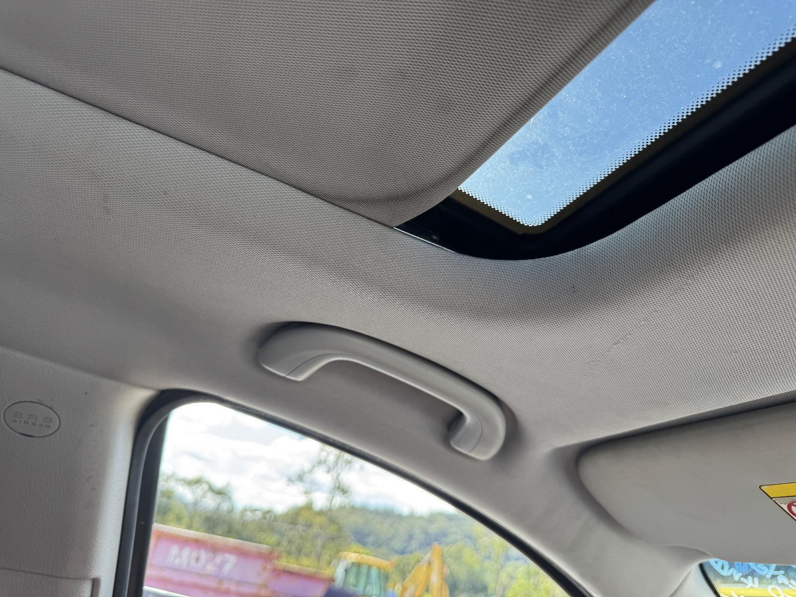 View Auto part Grab Handle HYUNDAI SANTA FE 2009