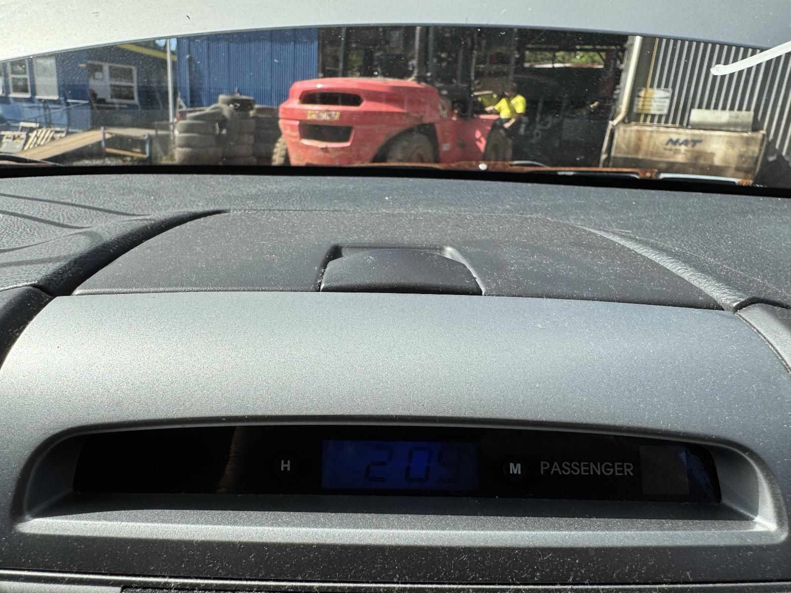 View Auto part Clock HYUNDAI SANTA FE 2009