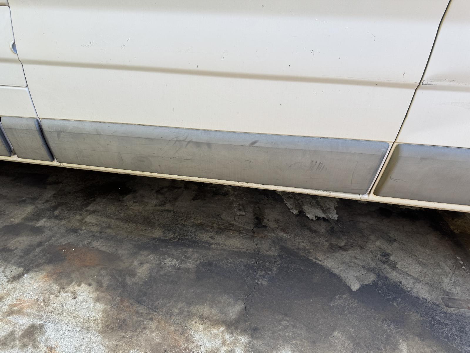 View Auto part Body/Door Mould RENAULT TRAFIC 2013