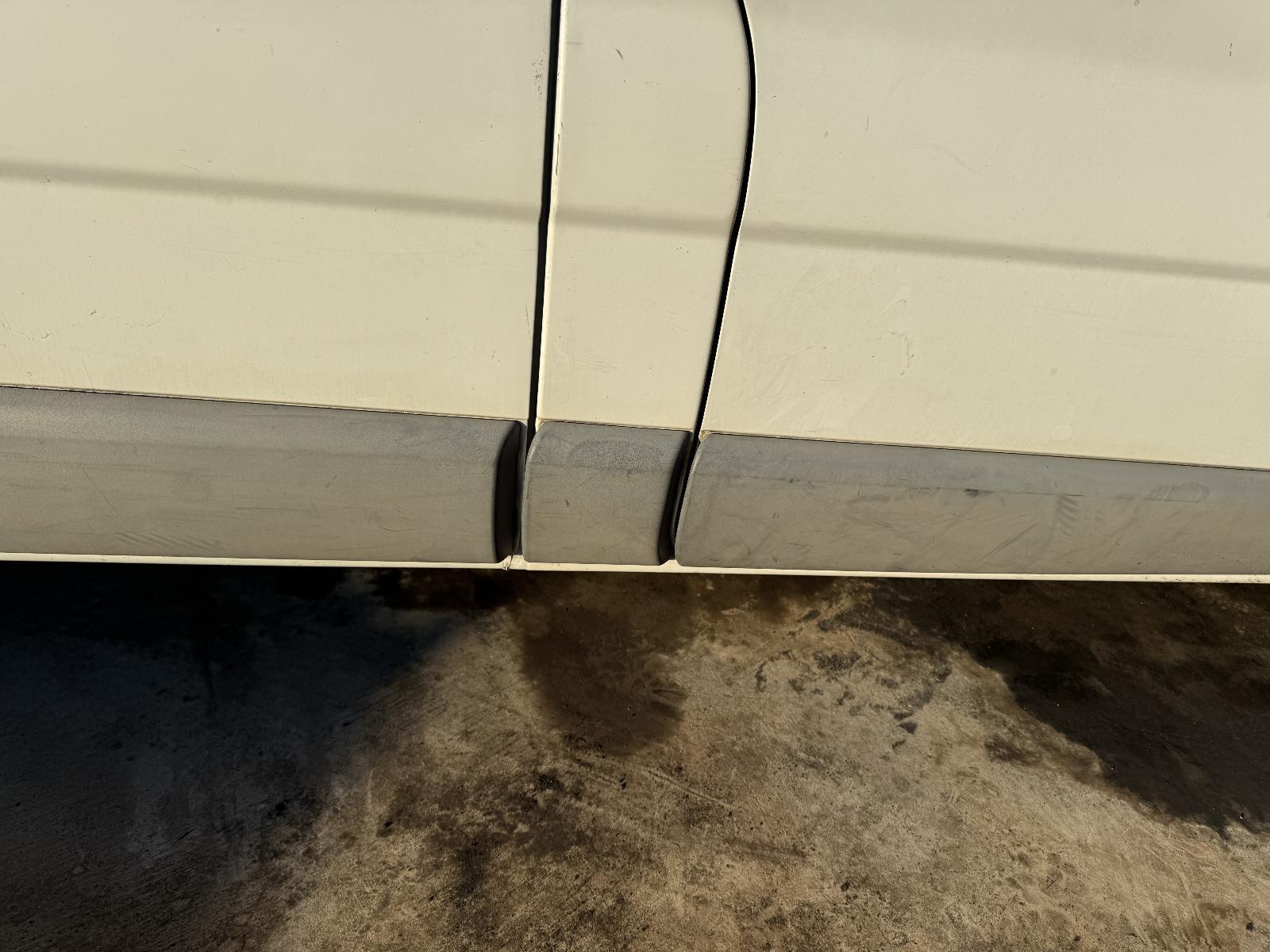 View Auto part Body/Door Mould RENAULT TRAFIC 2013