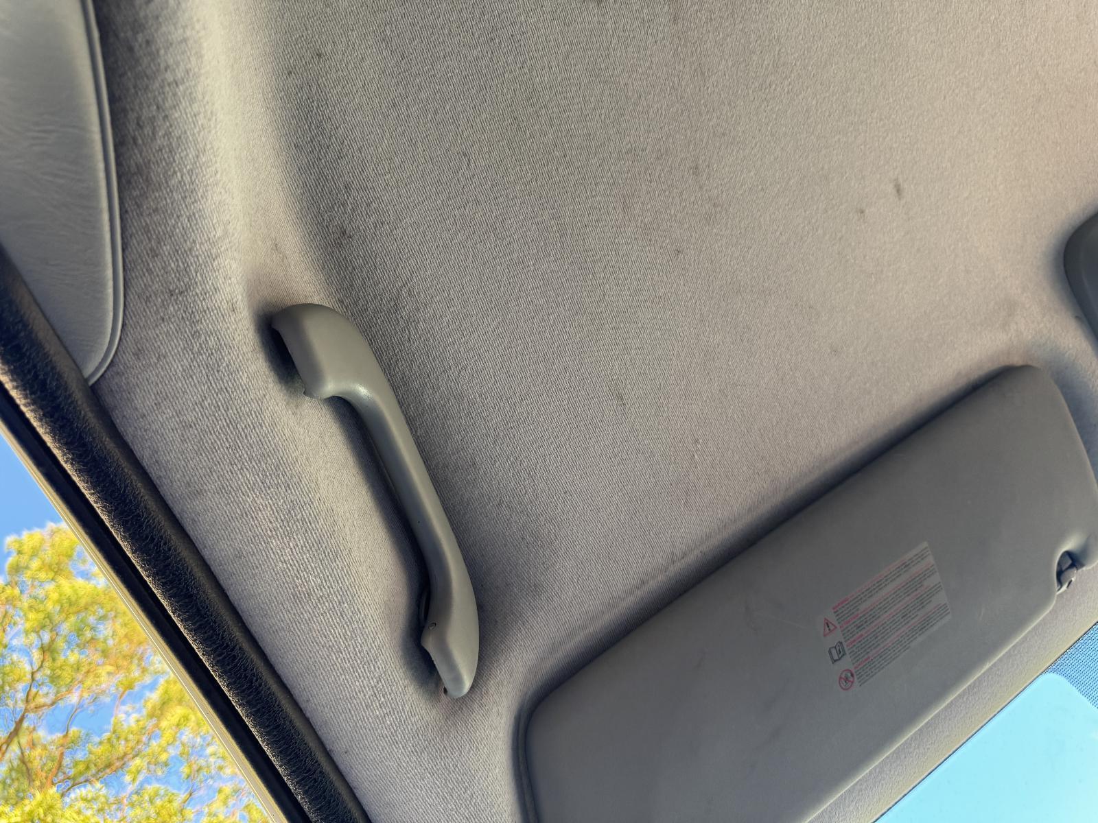 View Auto part Grab Handle RENAULT TRAFIC 2013
