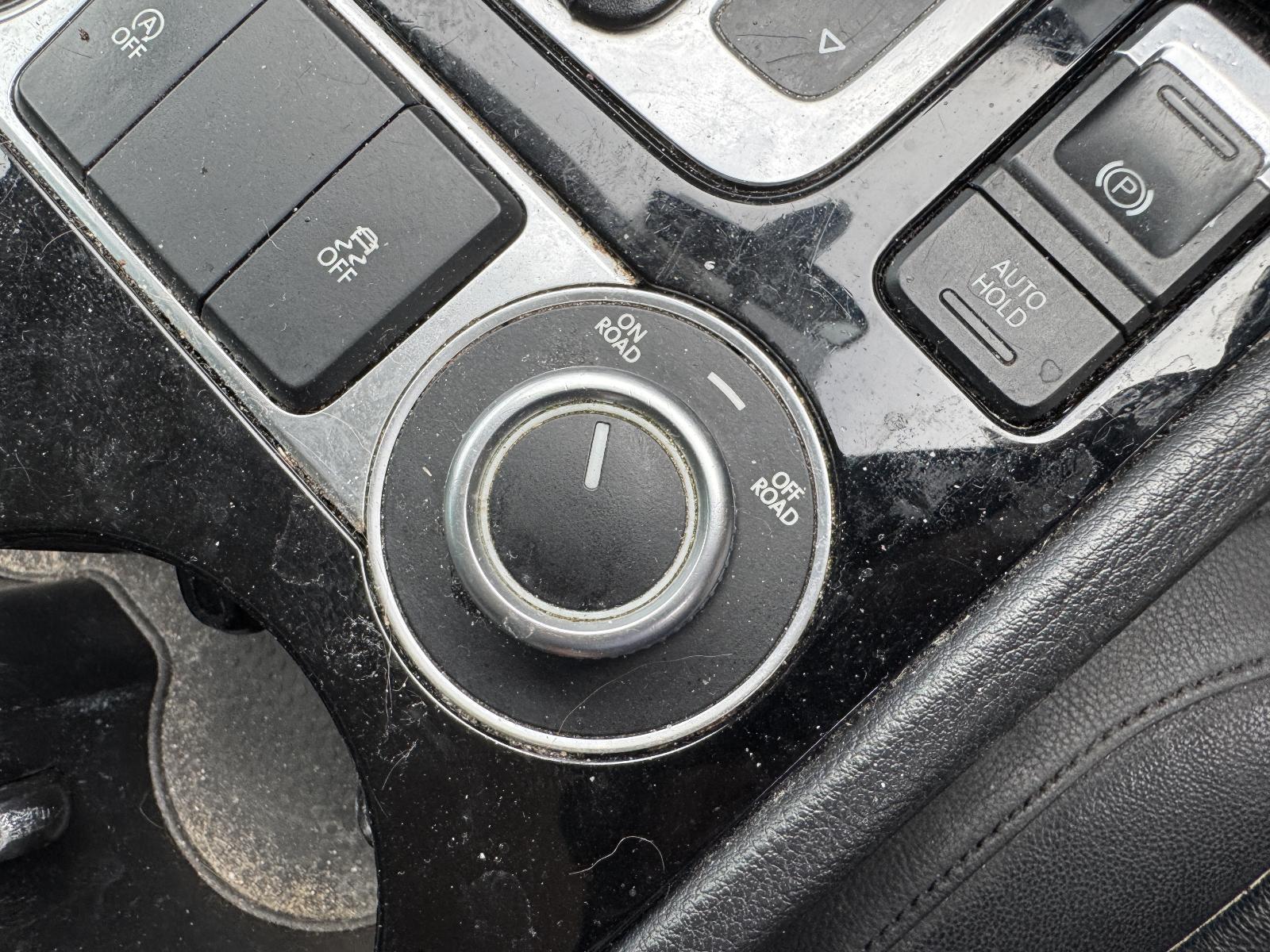 View Auto part Misc Switch/Relay VOLKSWAGEN TOUAREG 2016